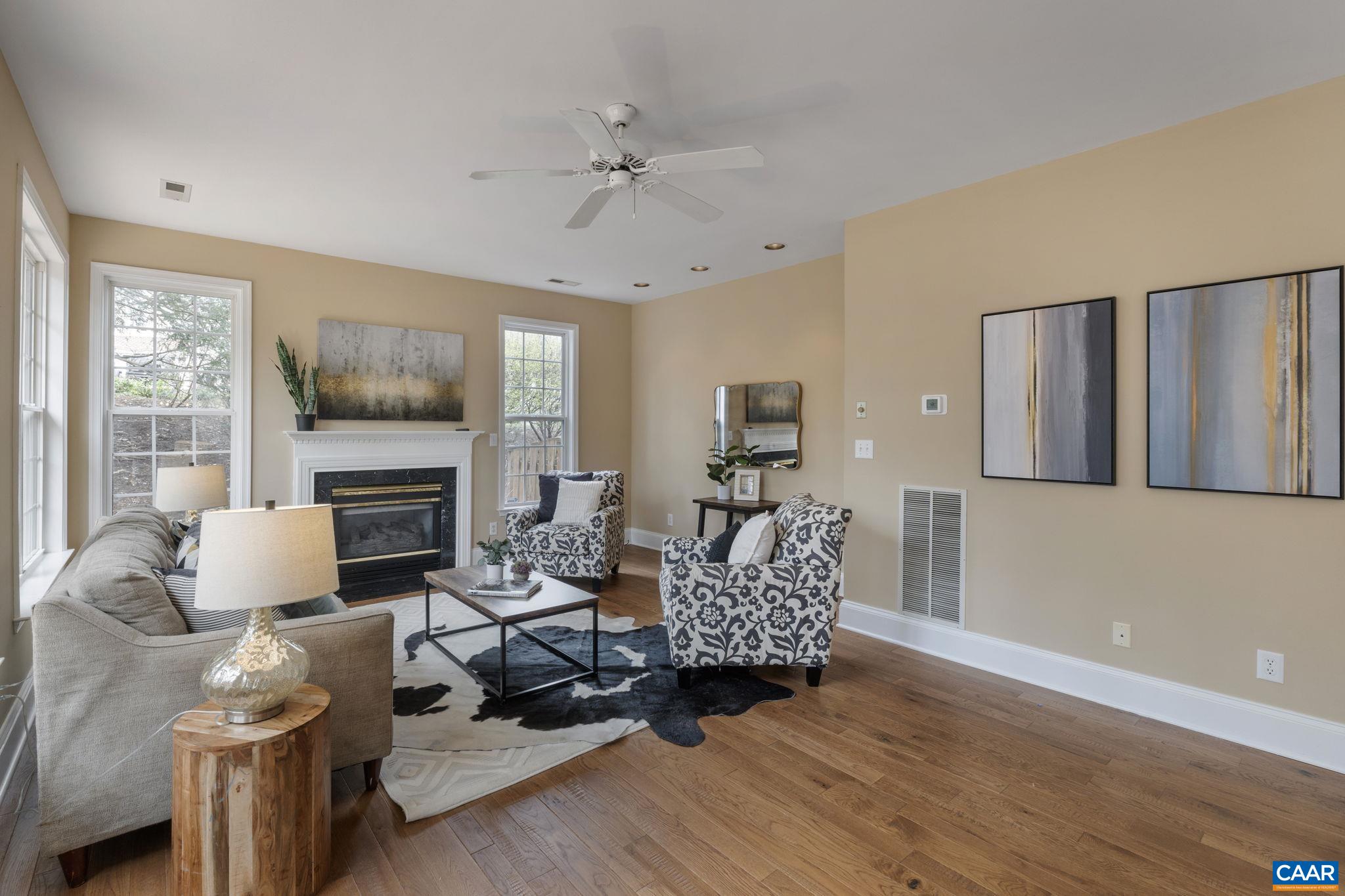 832 KING WILLIAM DR