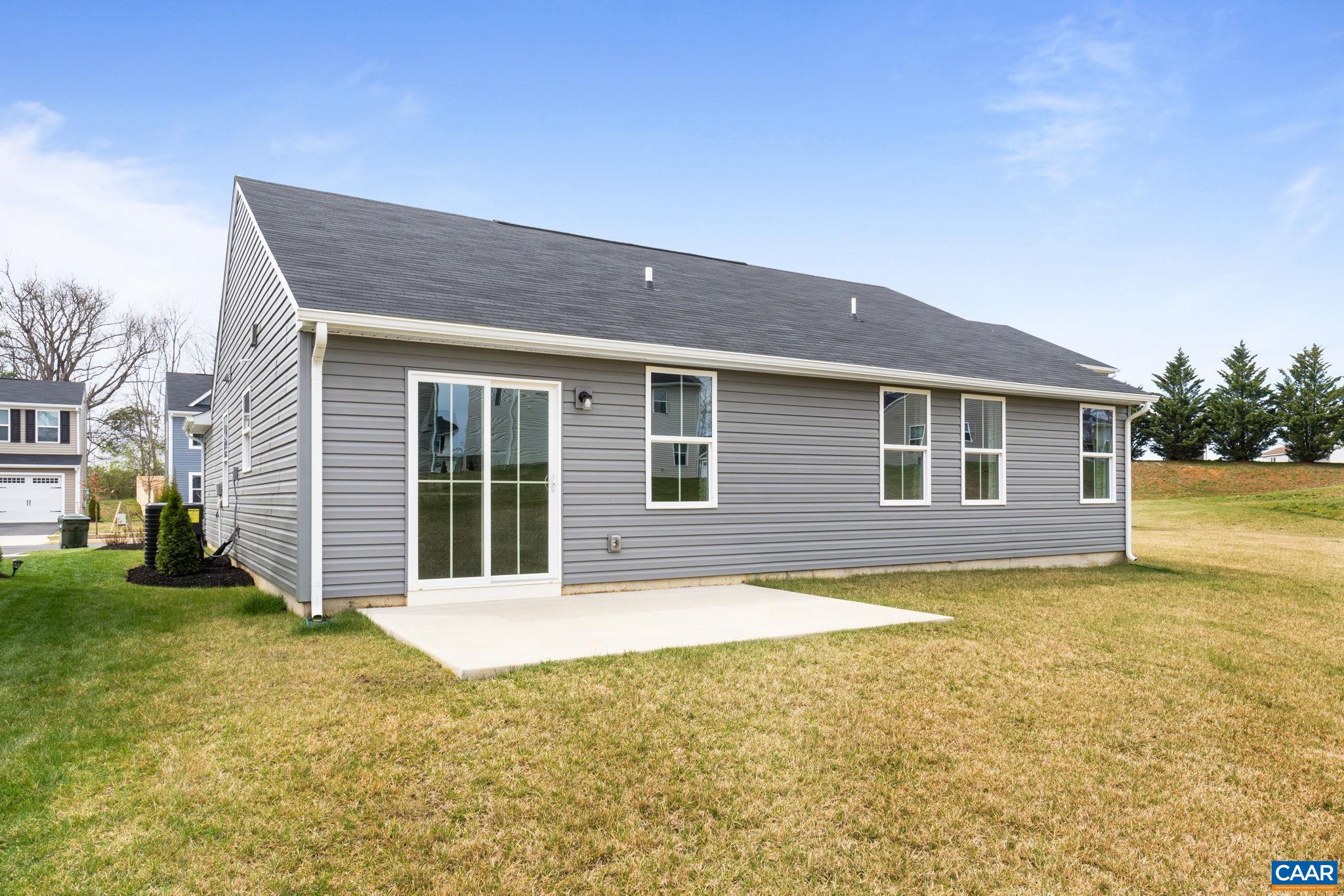105 WHITE BIRCH RD