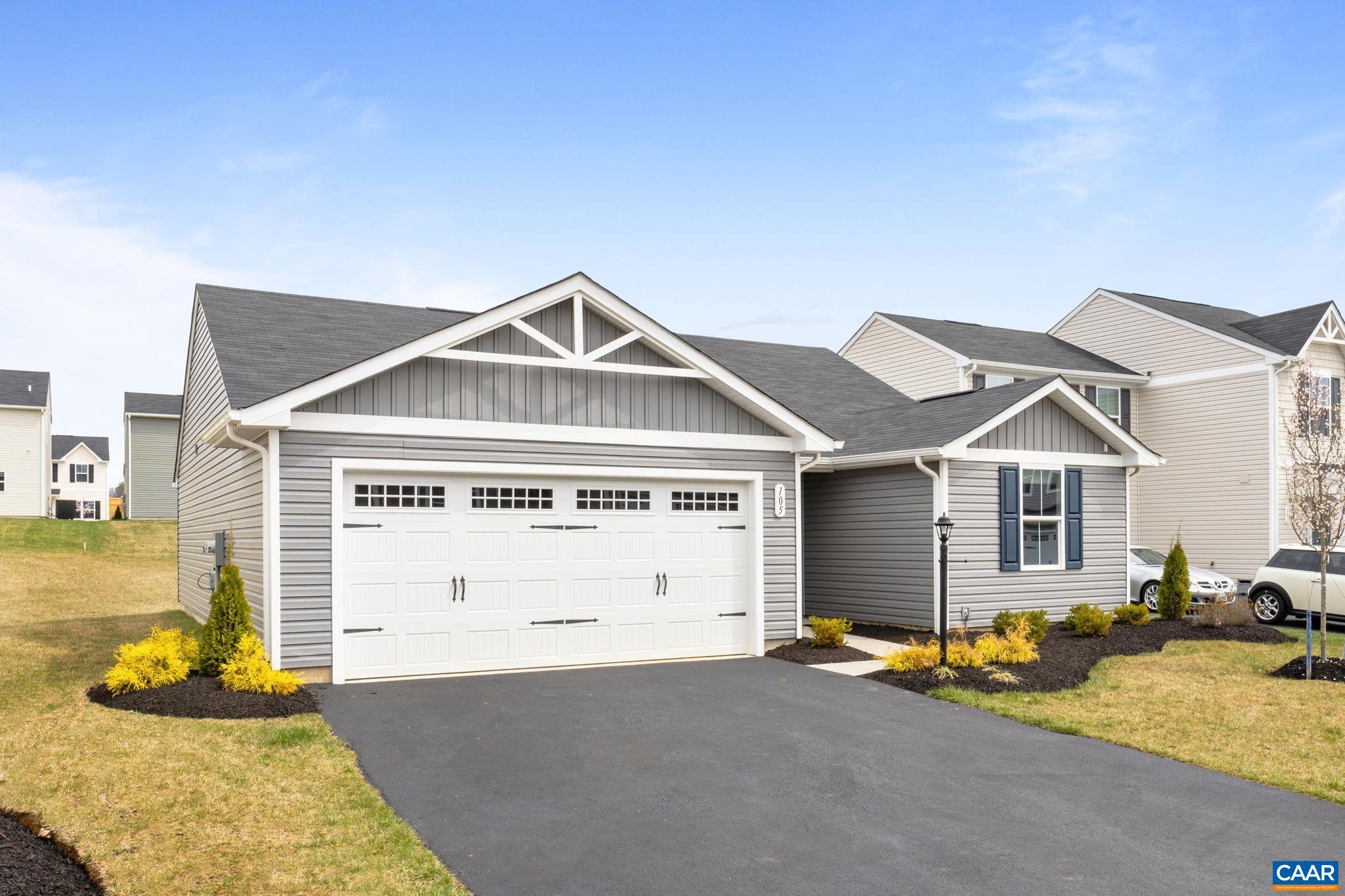 105 WHITE BIRCH RD
