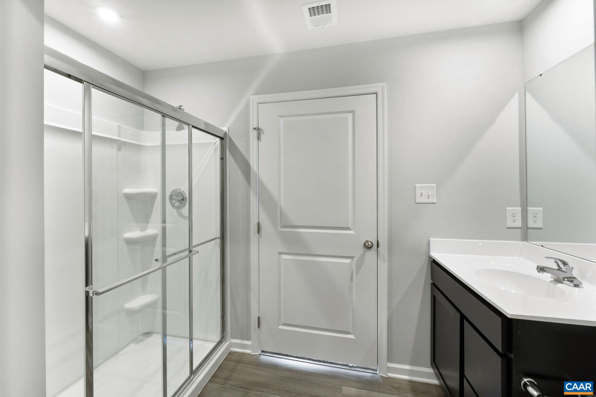 105 WHITE BIRCH RD