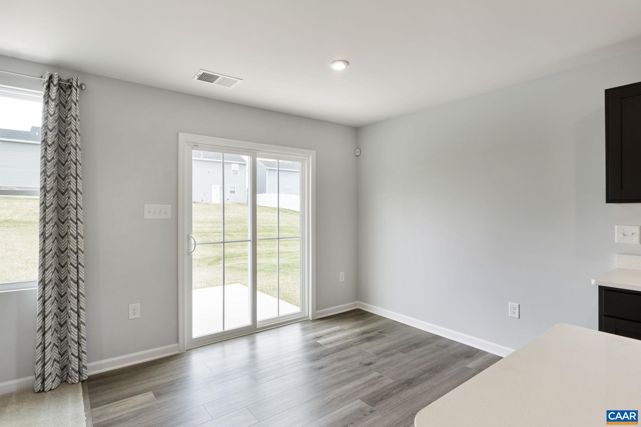 105 WHITE BIRCH RD