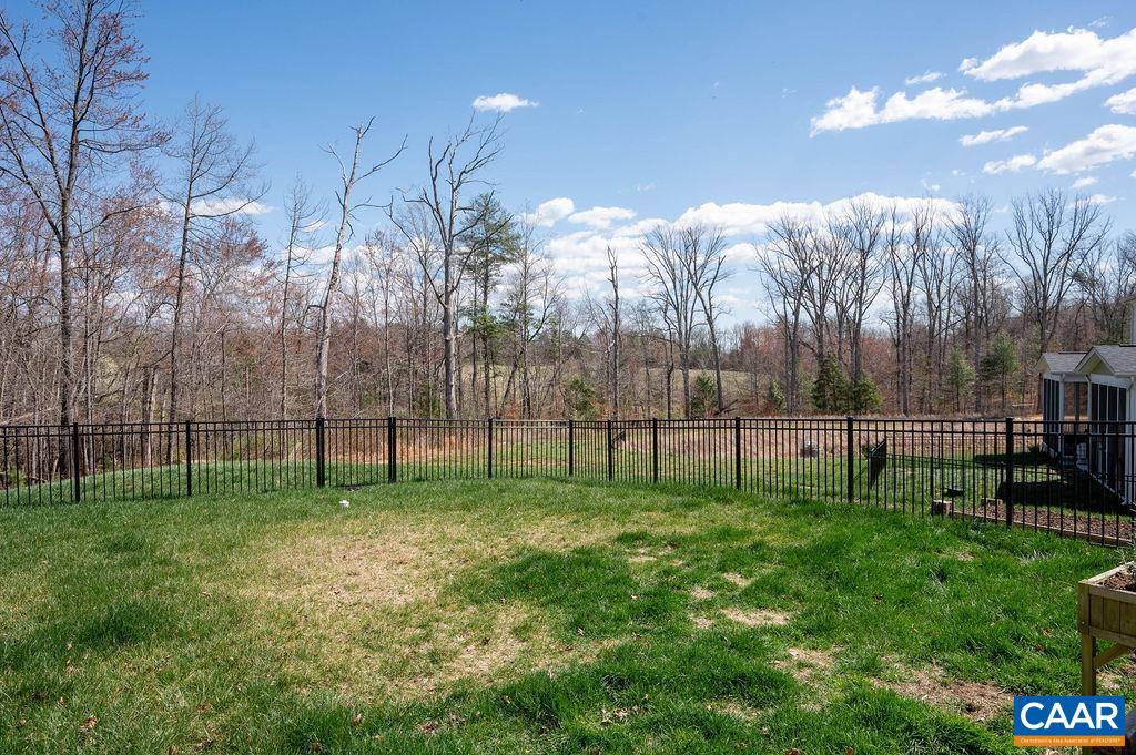336 CLAIBOURNE RD