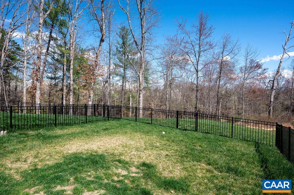 336 CLAIBOURNE RD