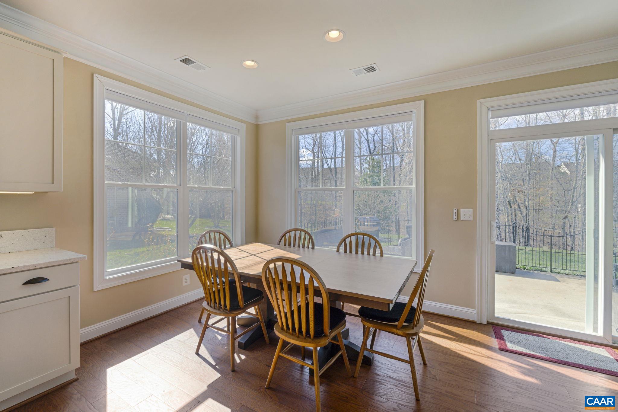 105 COTTAGE CT