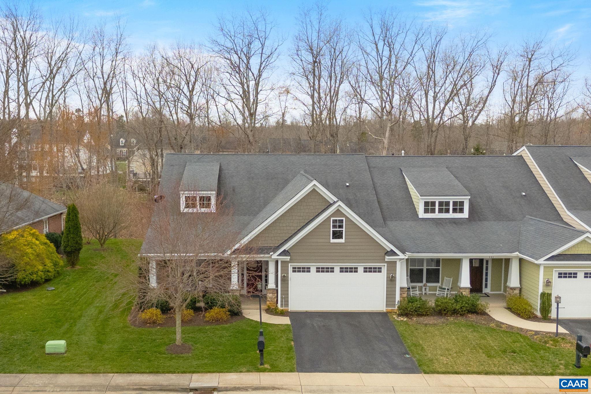 105 COTTAGE CT