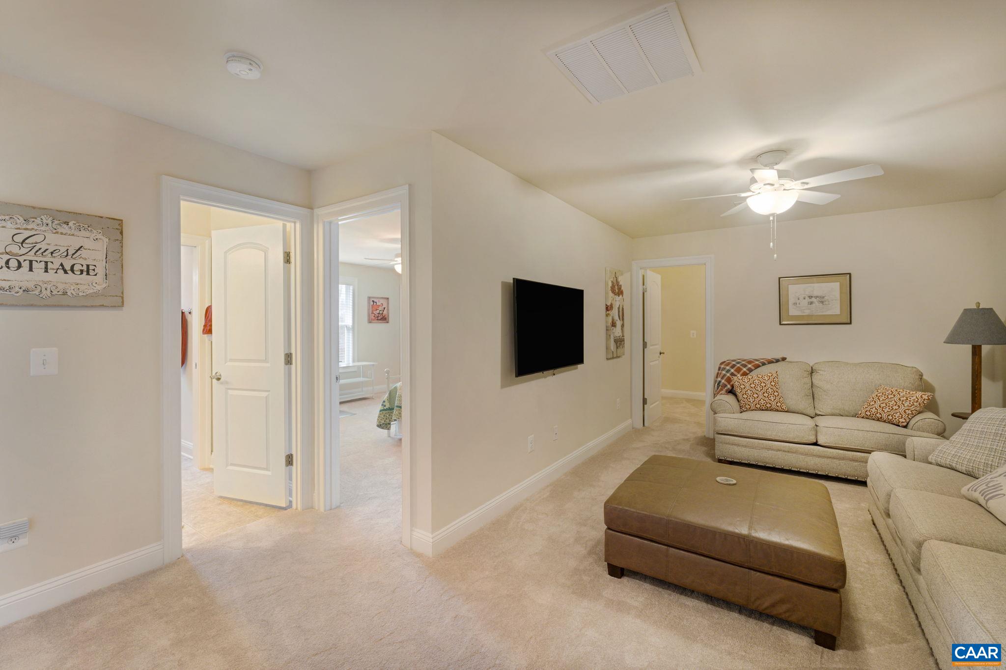 105 COTTAGE CT