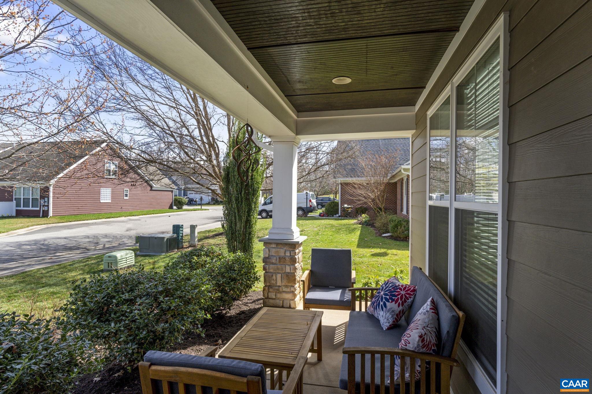 105 COTTAGE CT