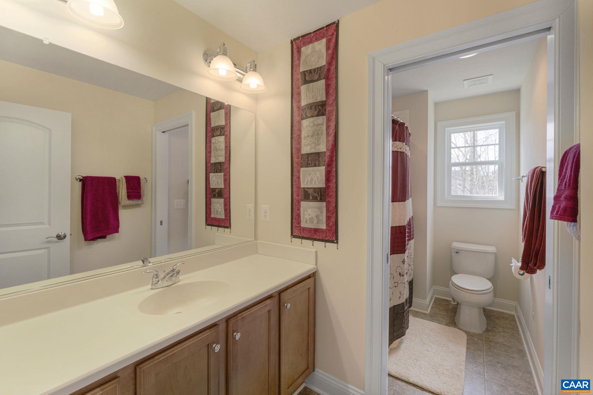 105 COTTAGE CT