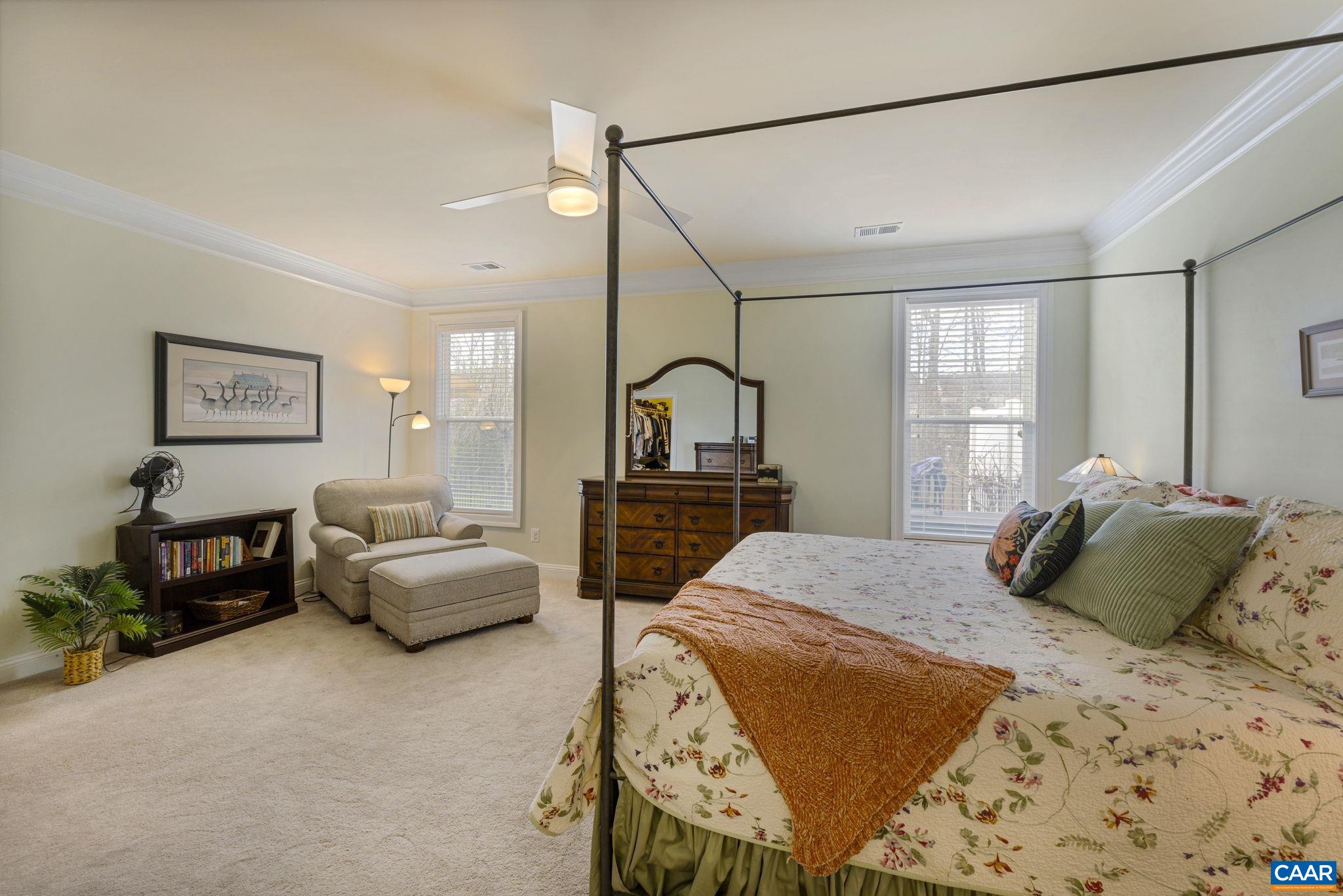 105 COTTAGE CT
