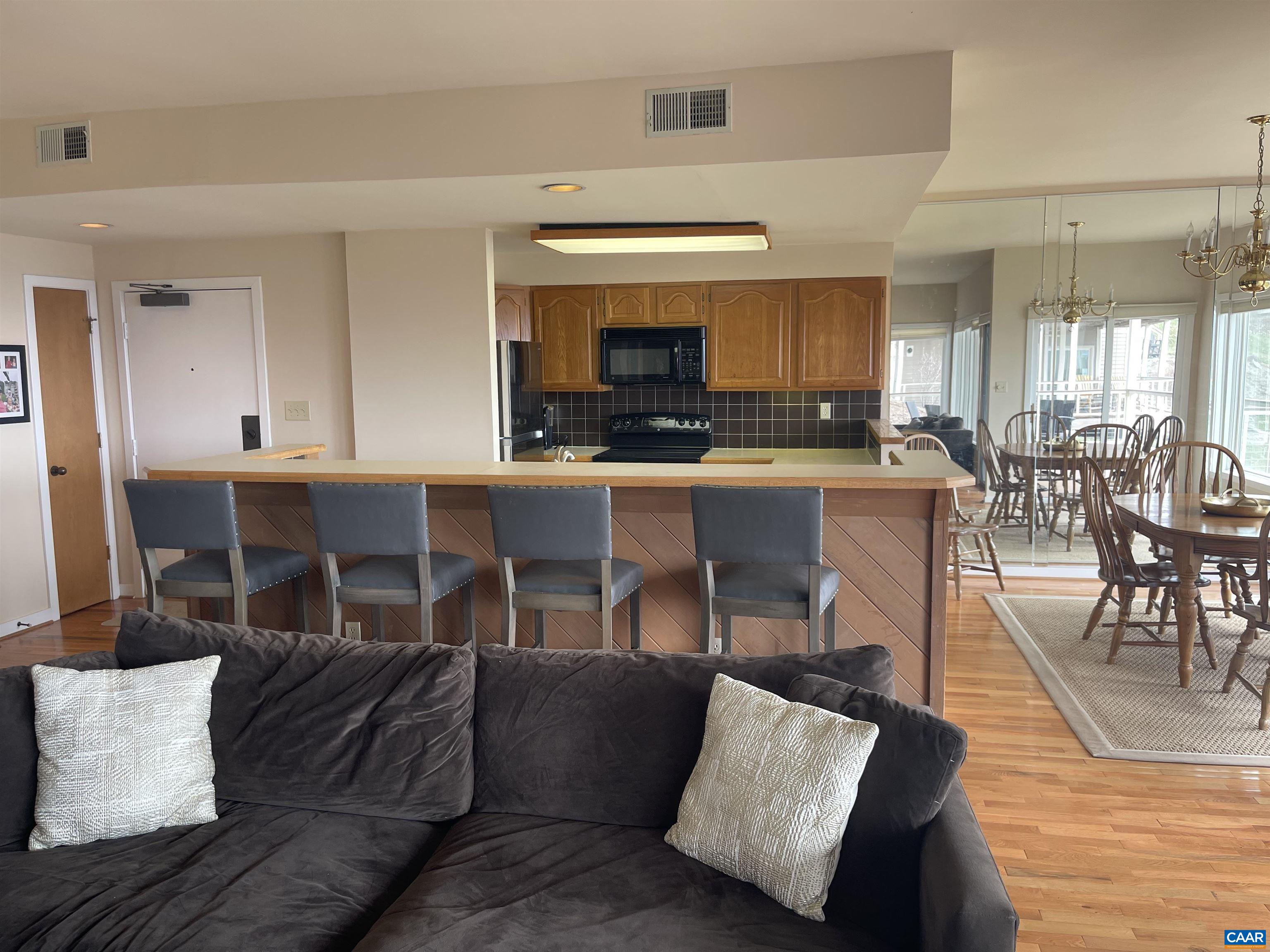 1613 OVERLOOK CONDOS