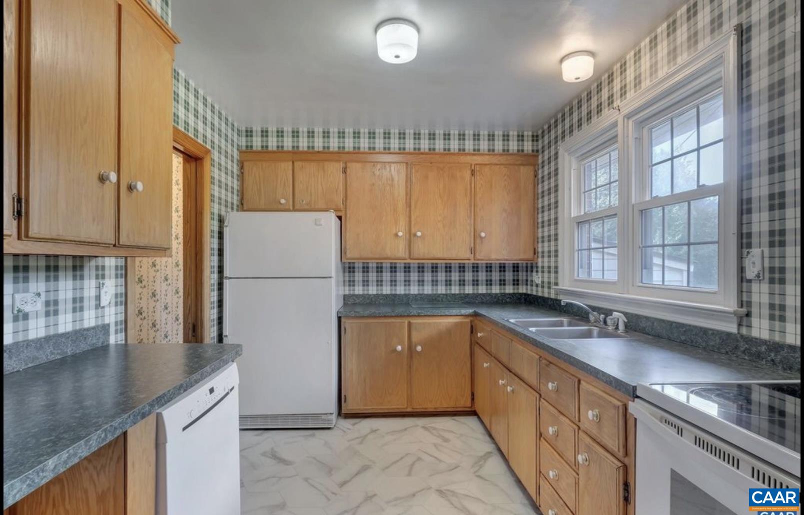 1088 KILLDEER LN