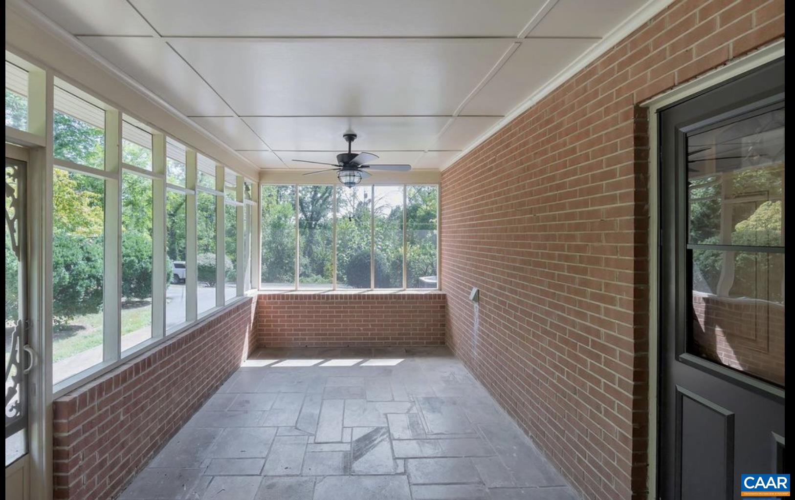 1088 KILLDEER LN