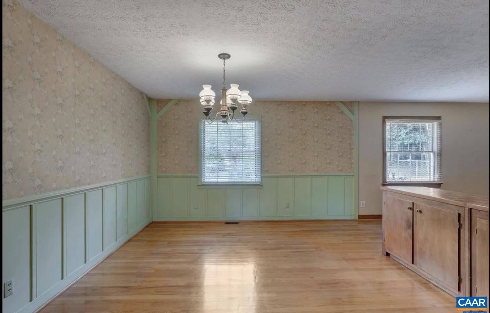 1088 KILLDEER LN
