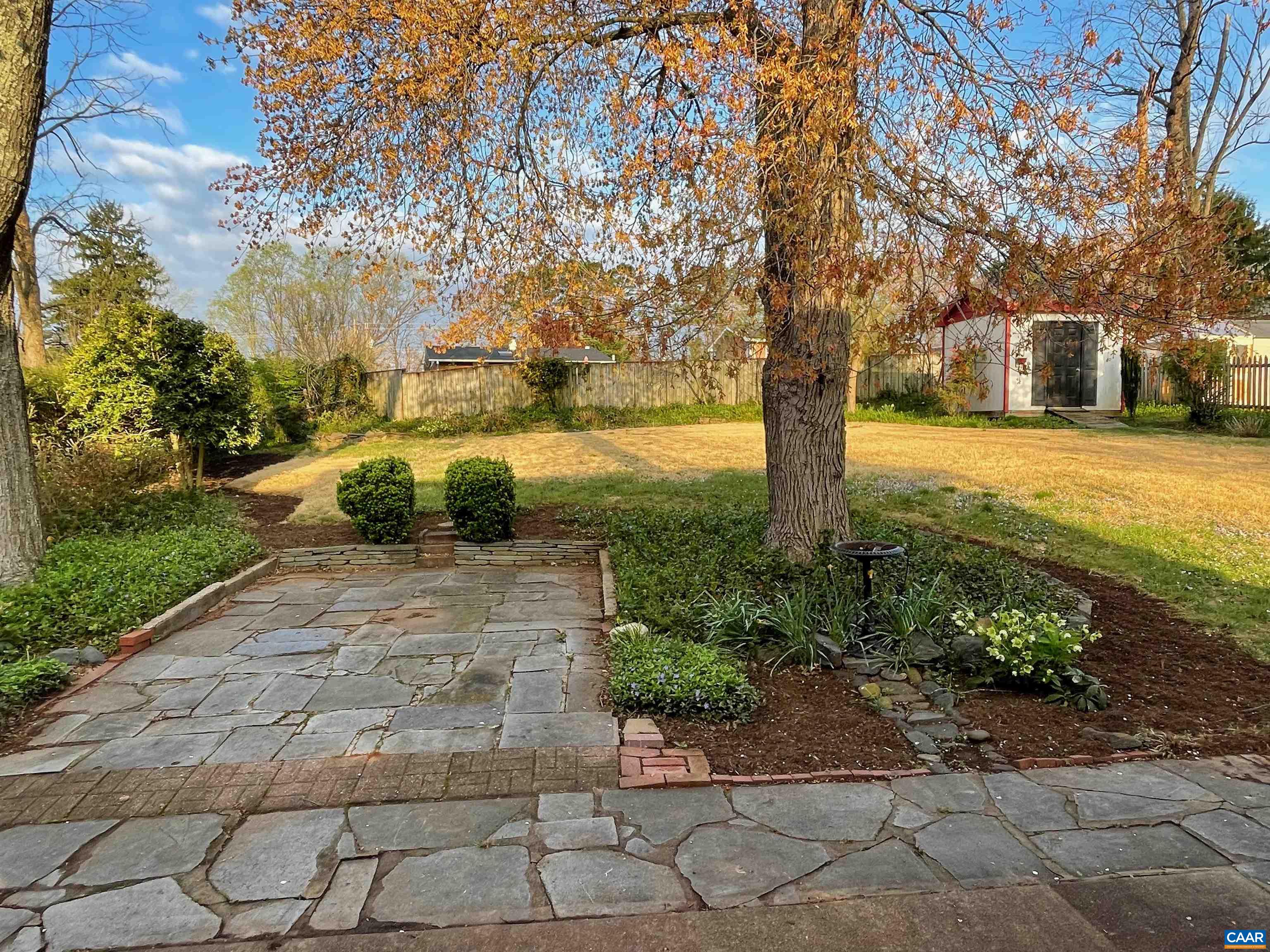 2507 COMMONWEALTH DR