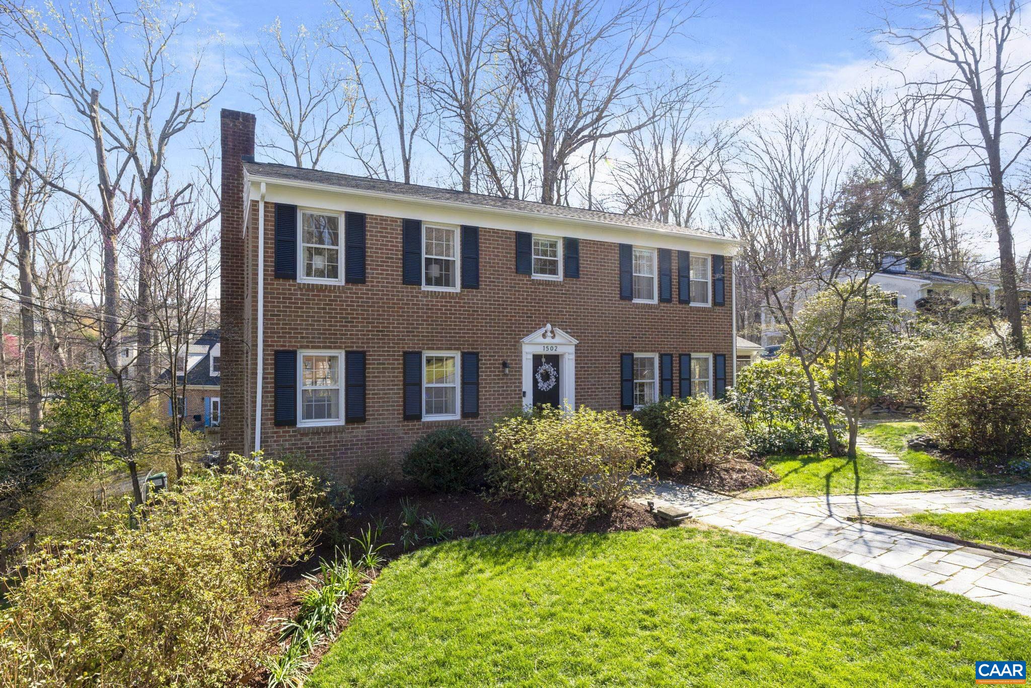 1502 BUNKER HILL DR