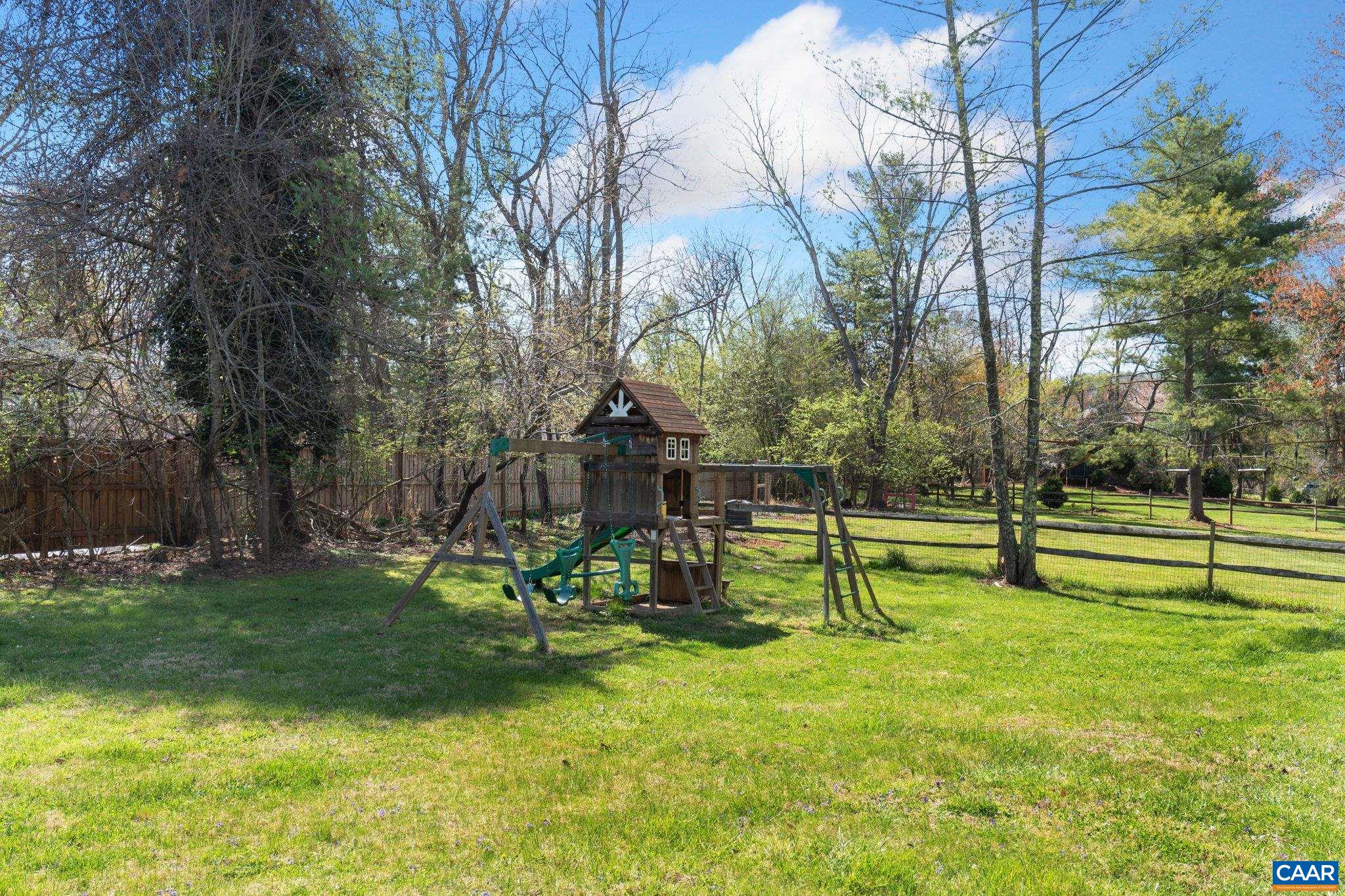 2603 HOLKHAM DR