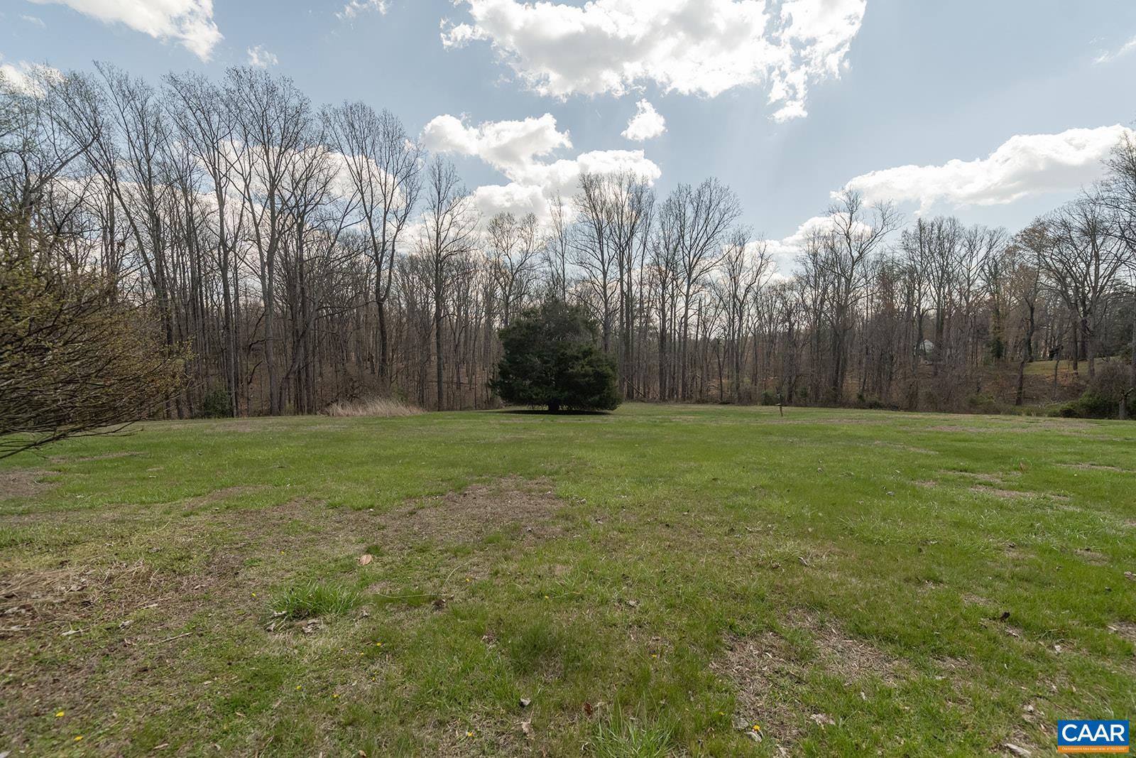 700 BRADFORD LN