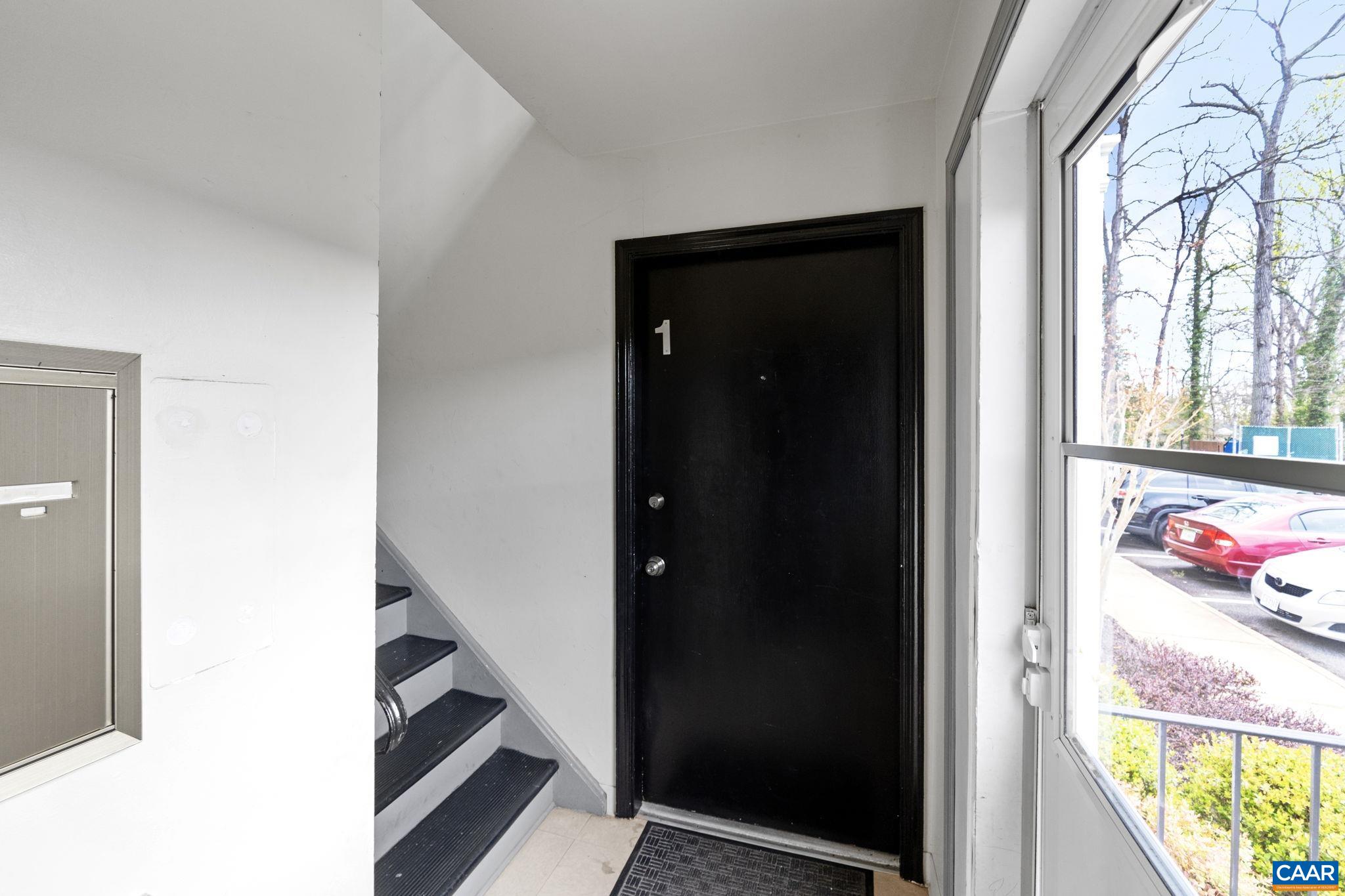 114 HESSIAN HILLS RDG Unit: 1