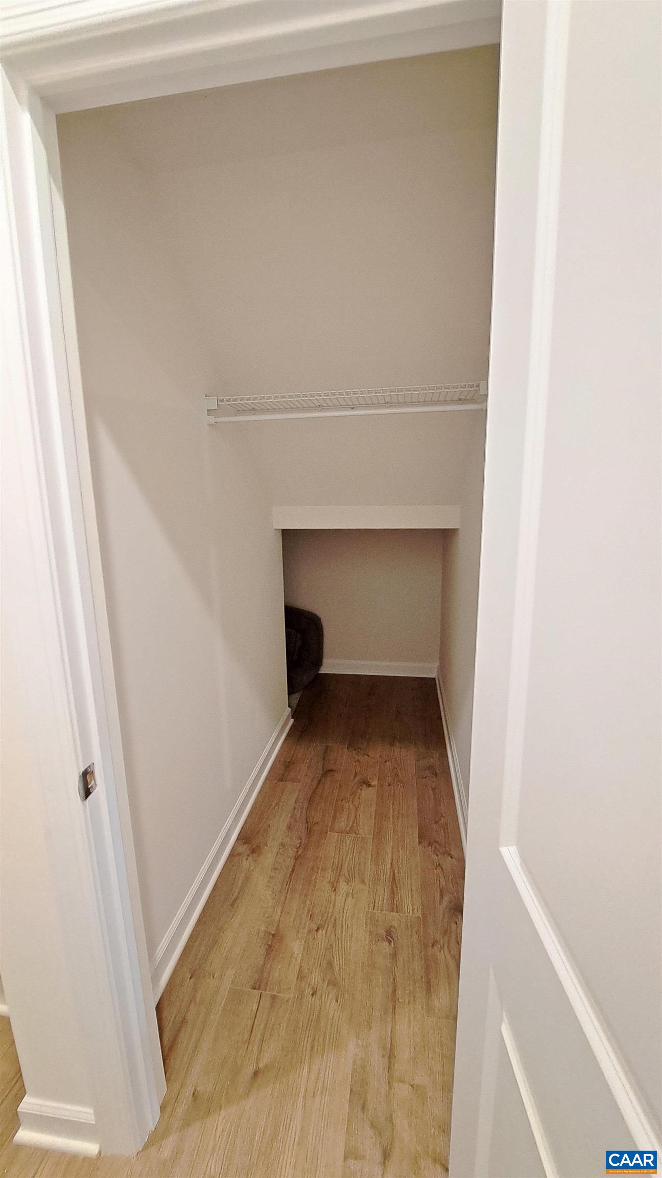 234 BISHOPGATE LN