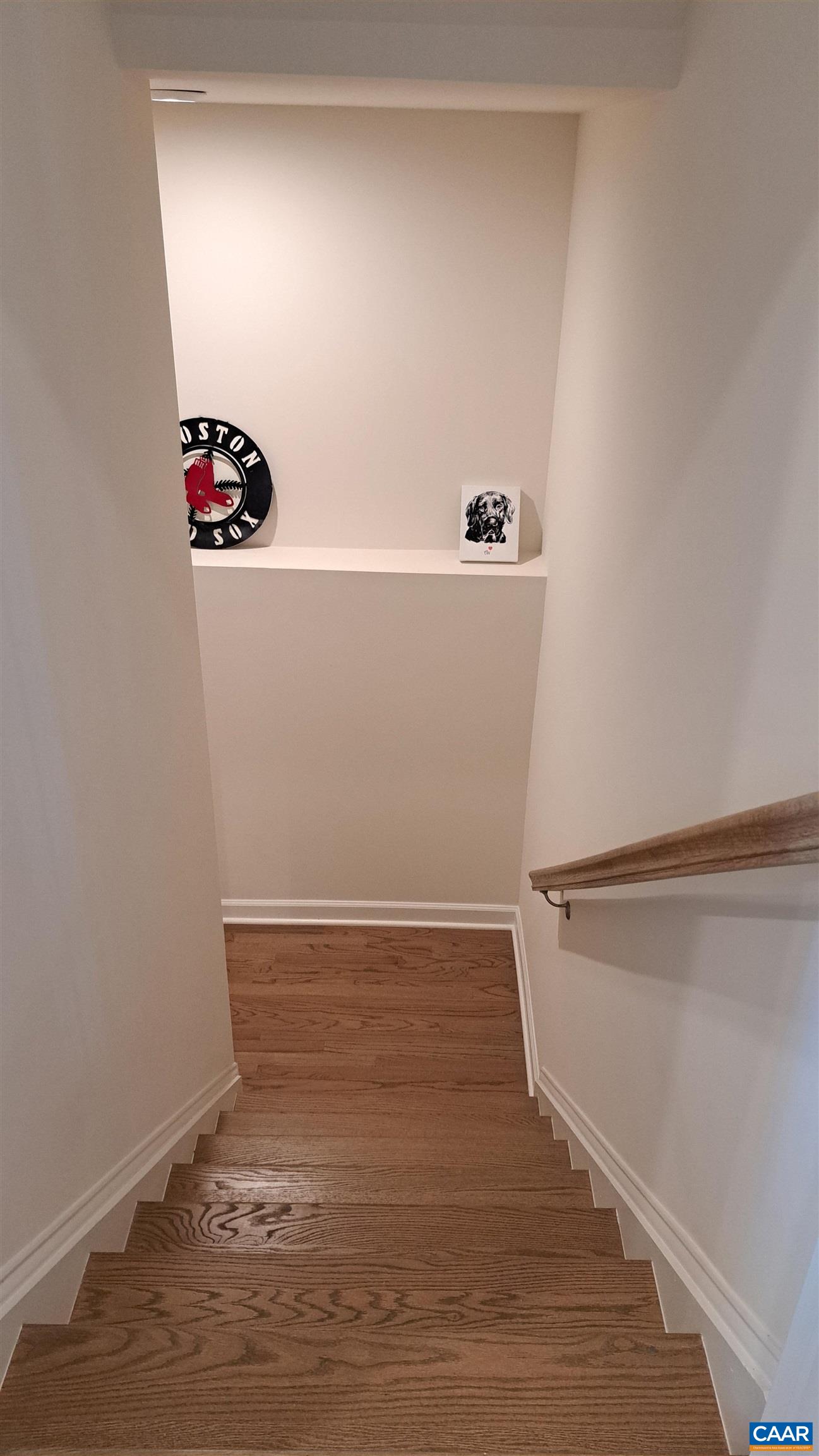 234 BISHOPGATE LN