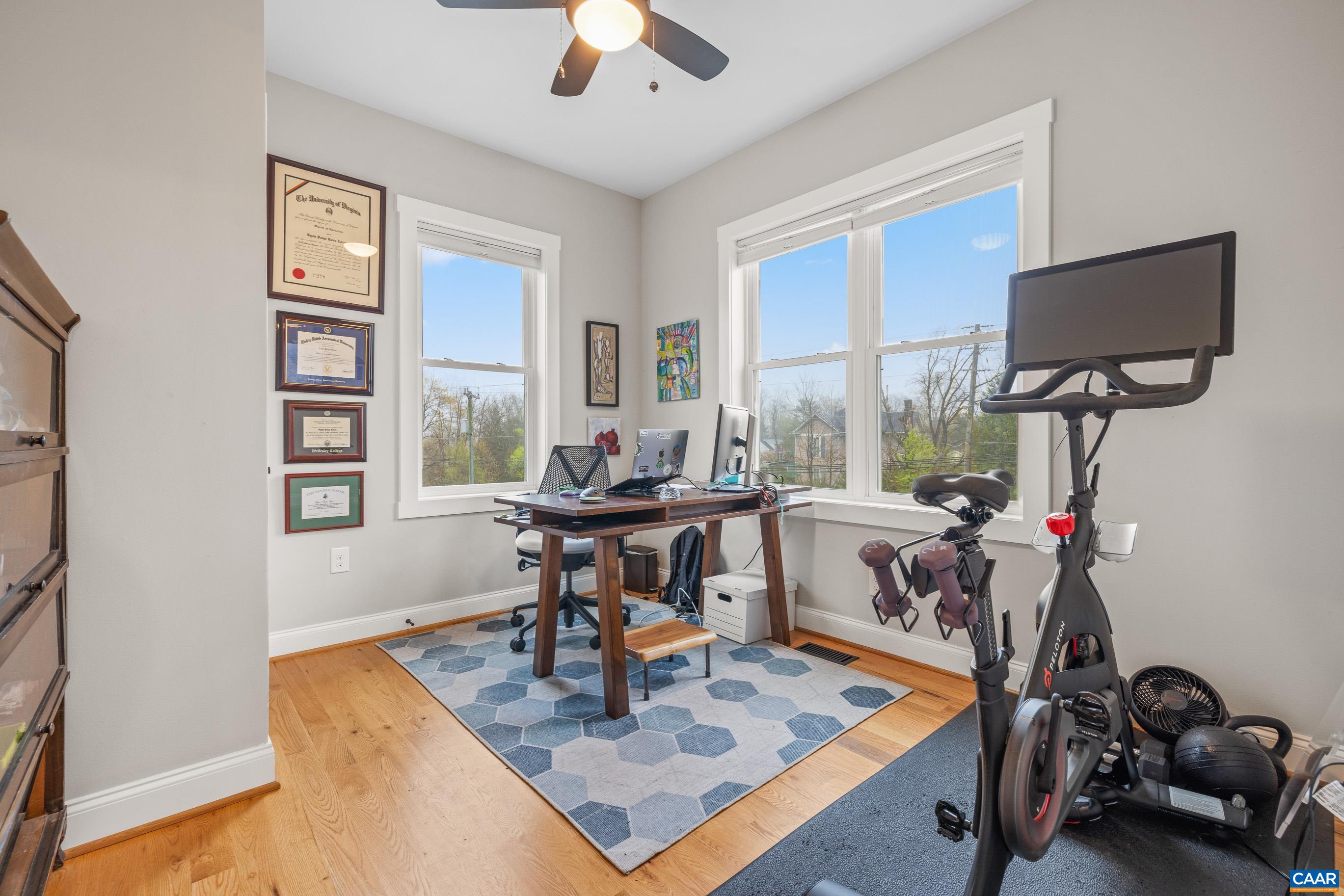 1356 CROZET Ave