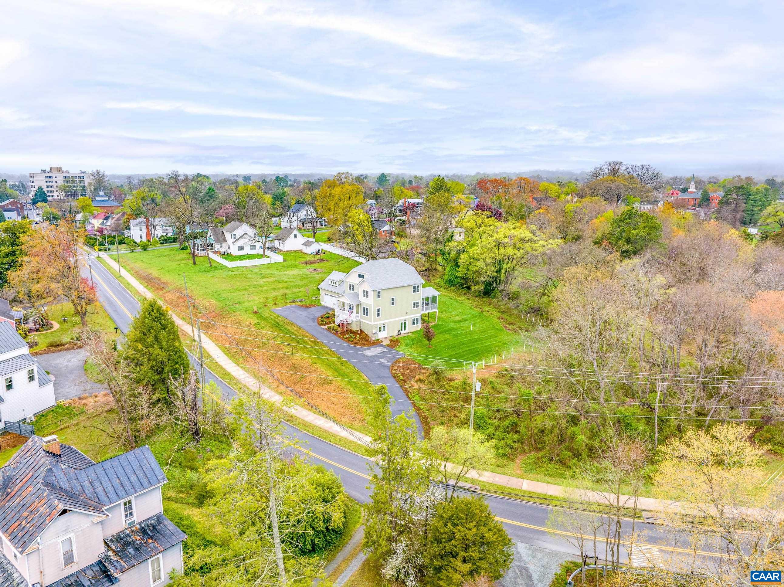 1356 CROZET Ave