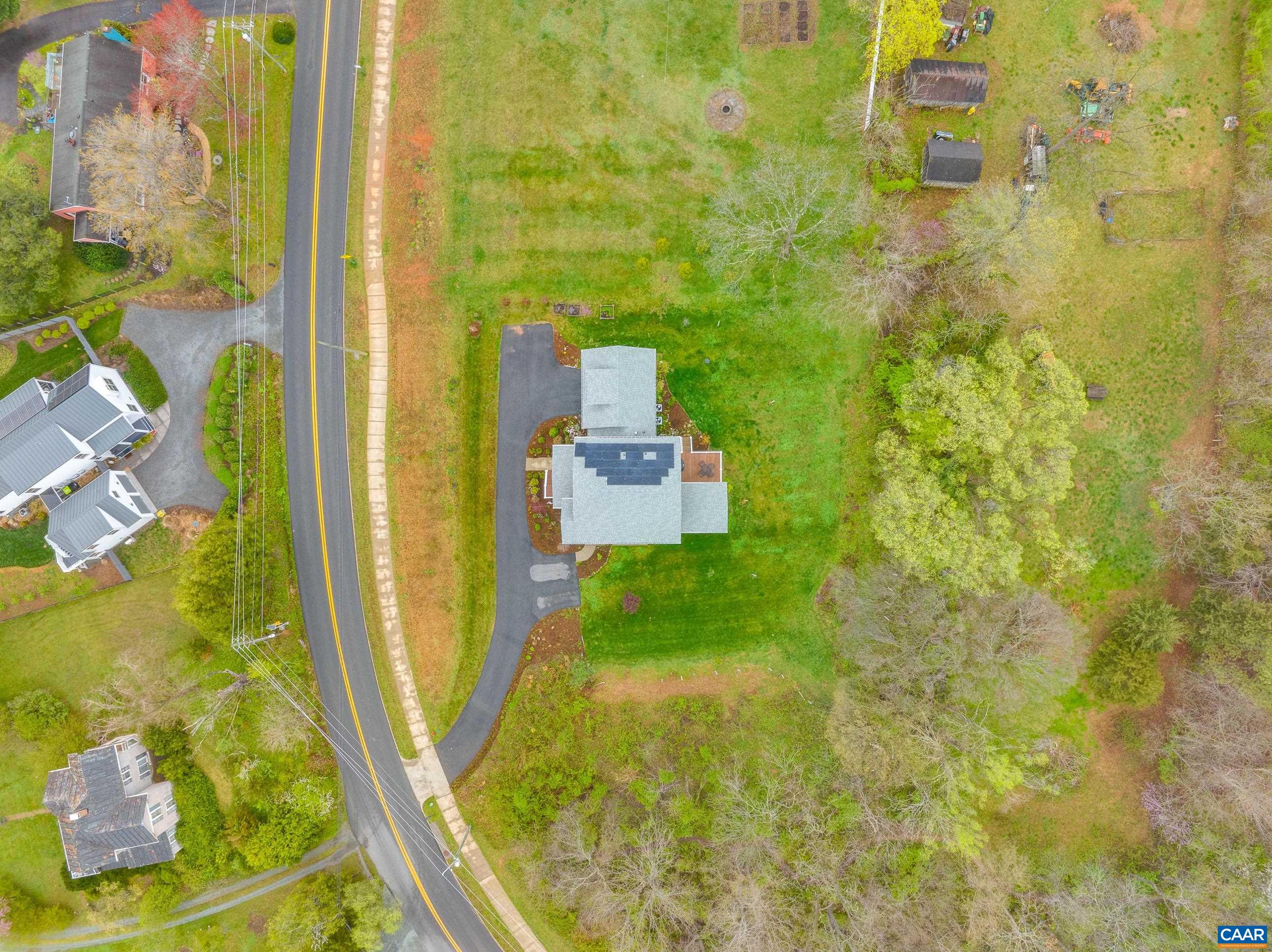 1356 CROZET Ave