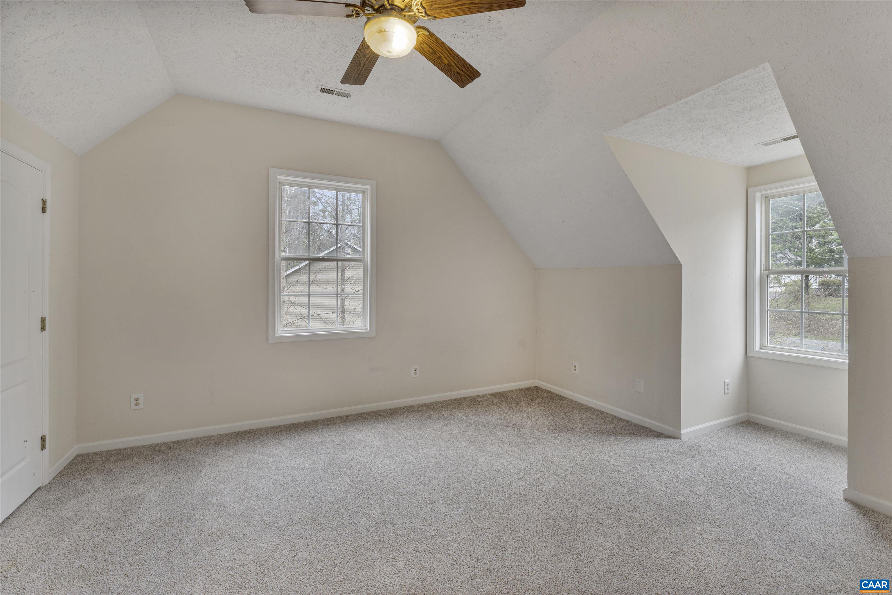 774 JEFFERSON DR