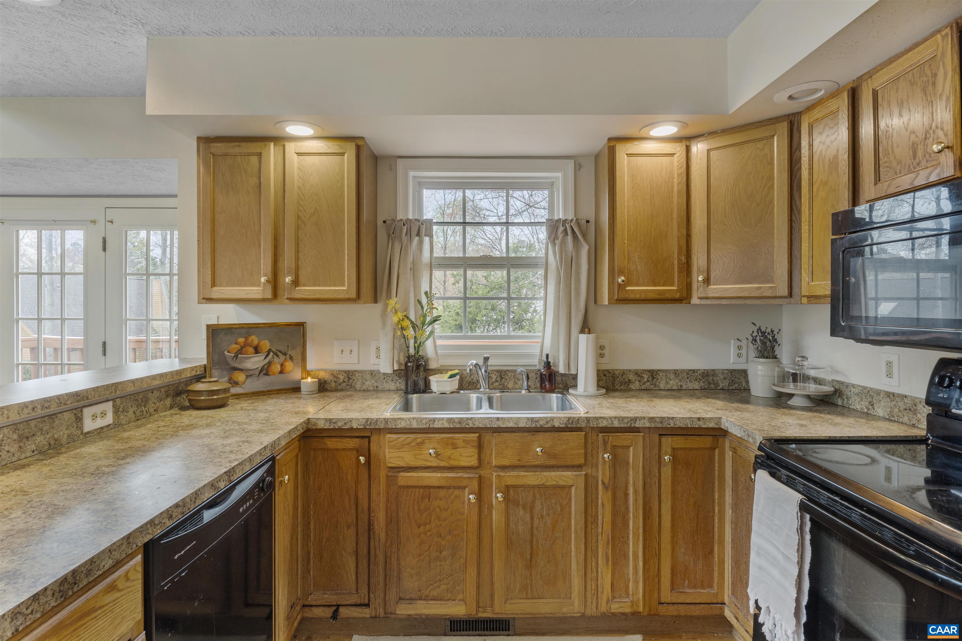 774 JEFFERSON DR