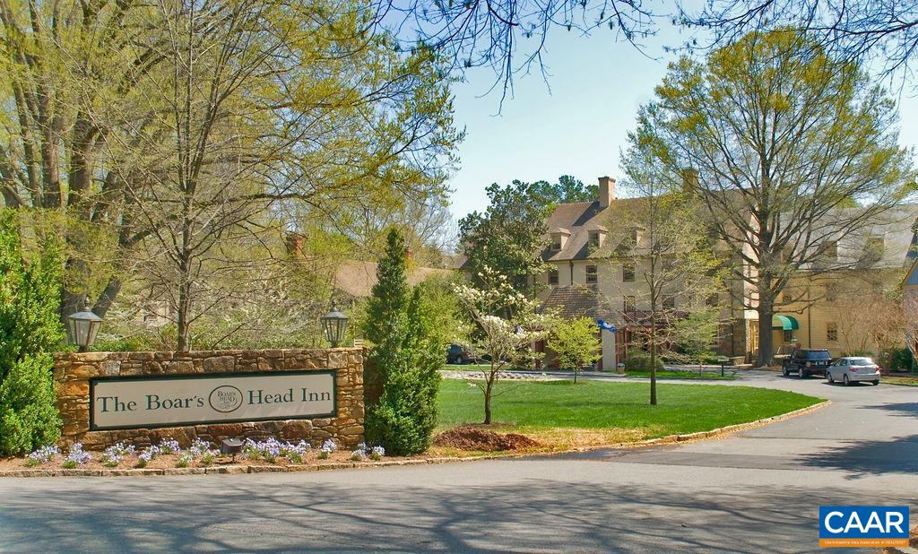 570 RODES DR
