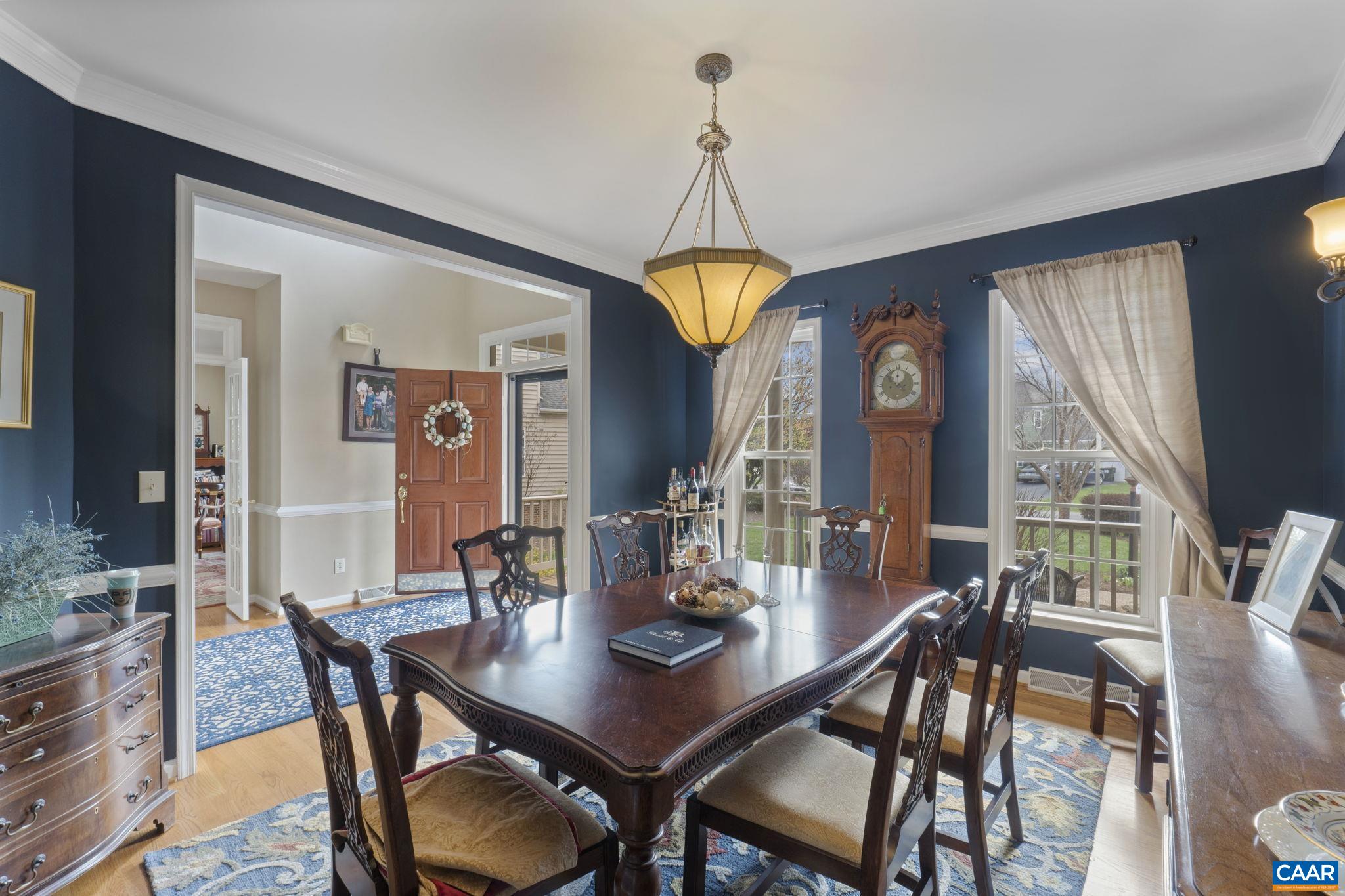 418 GRAYROCK DR