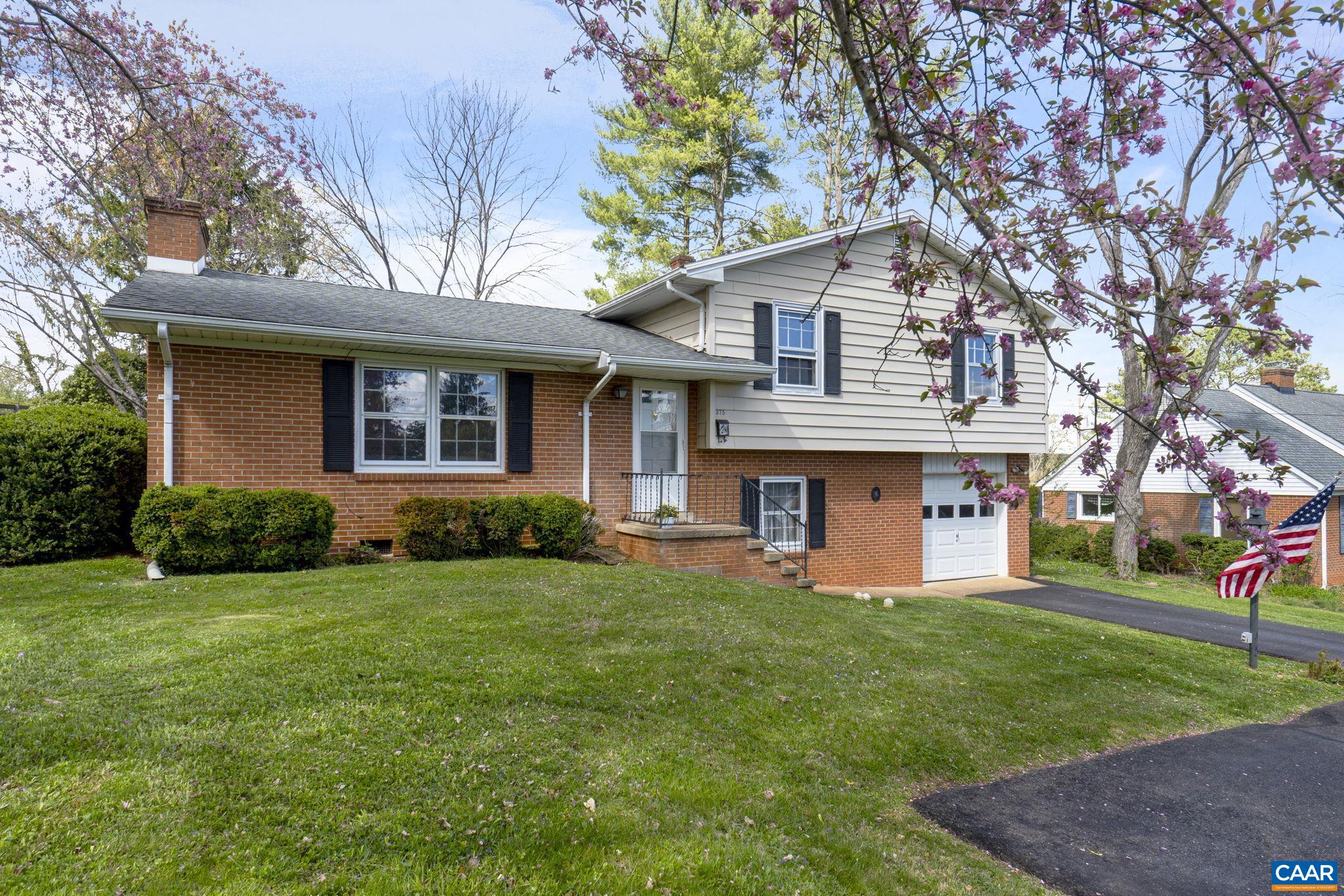 375 E MAIN ST