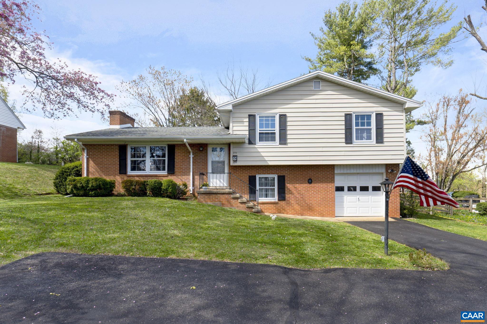 375 E MAIN ST