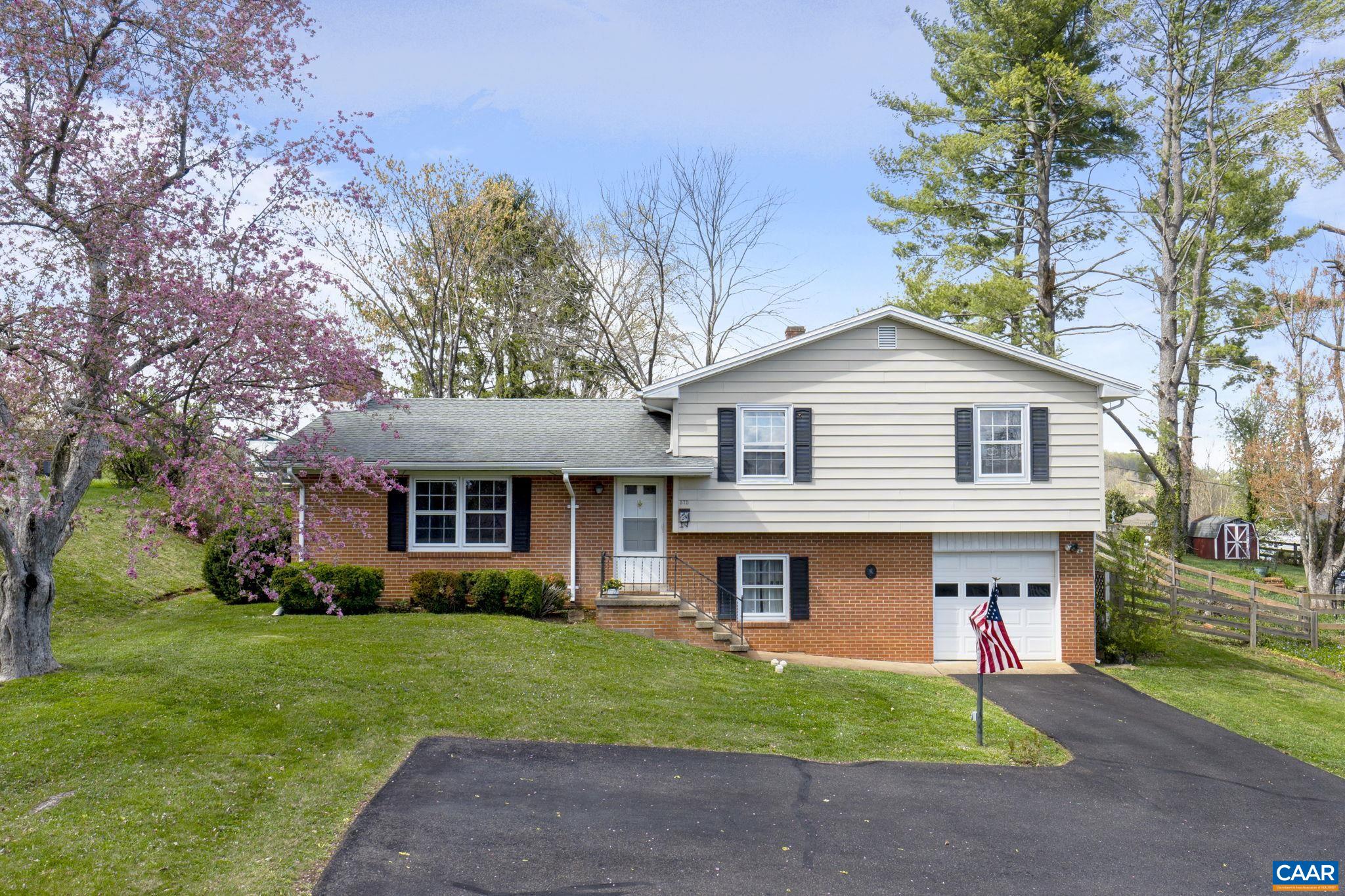 375 E MAIN ST
