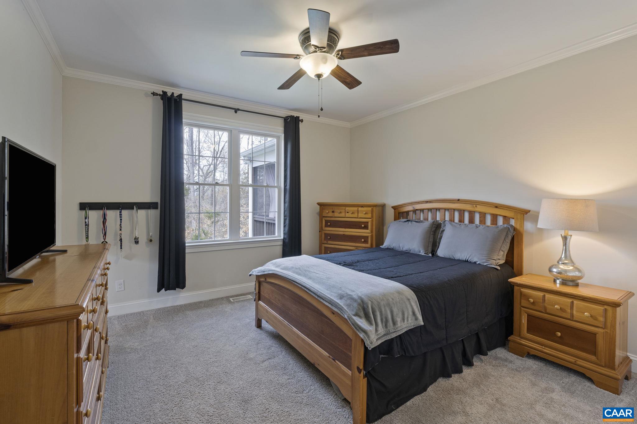 269 DEVON DR