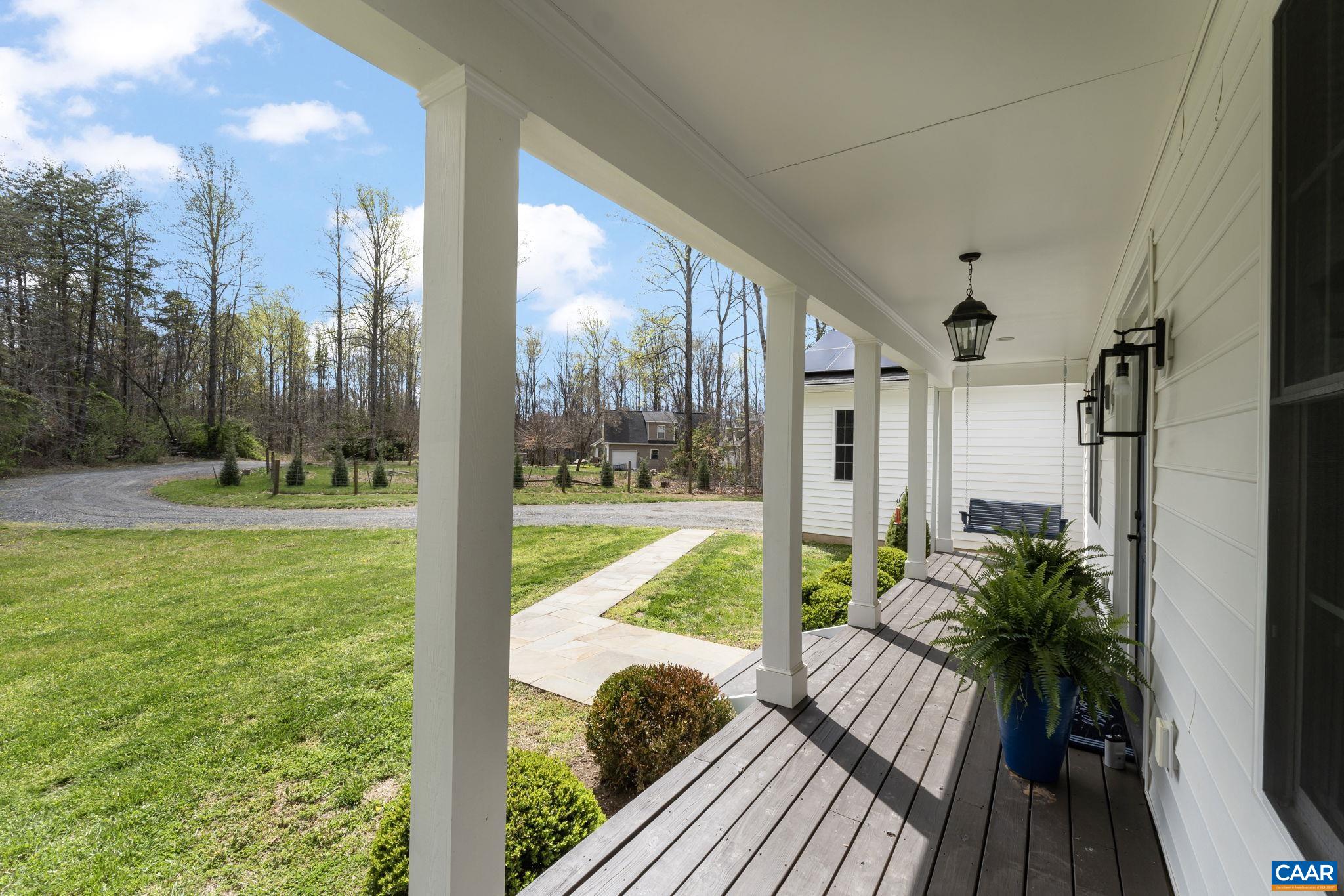 269 DEVON DR