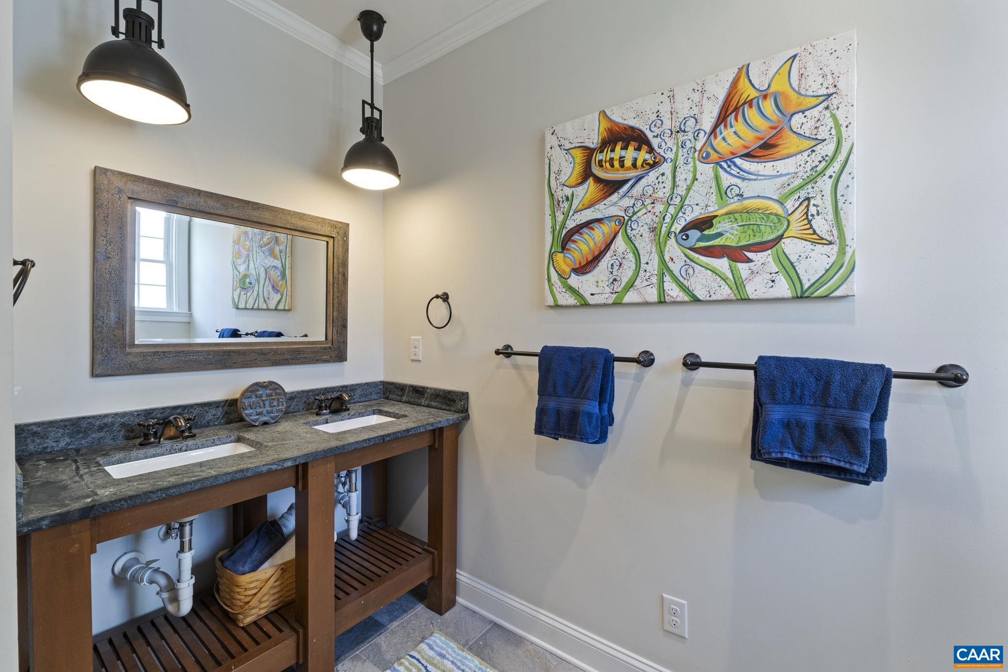 269 DEVON DR