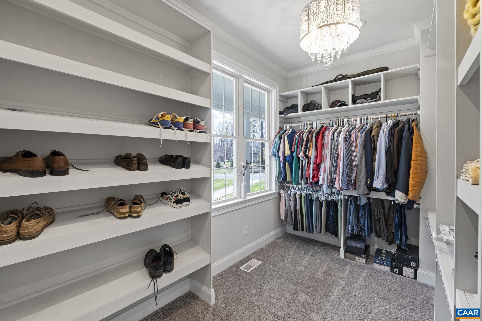 269 DEVON DR