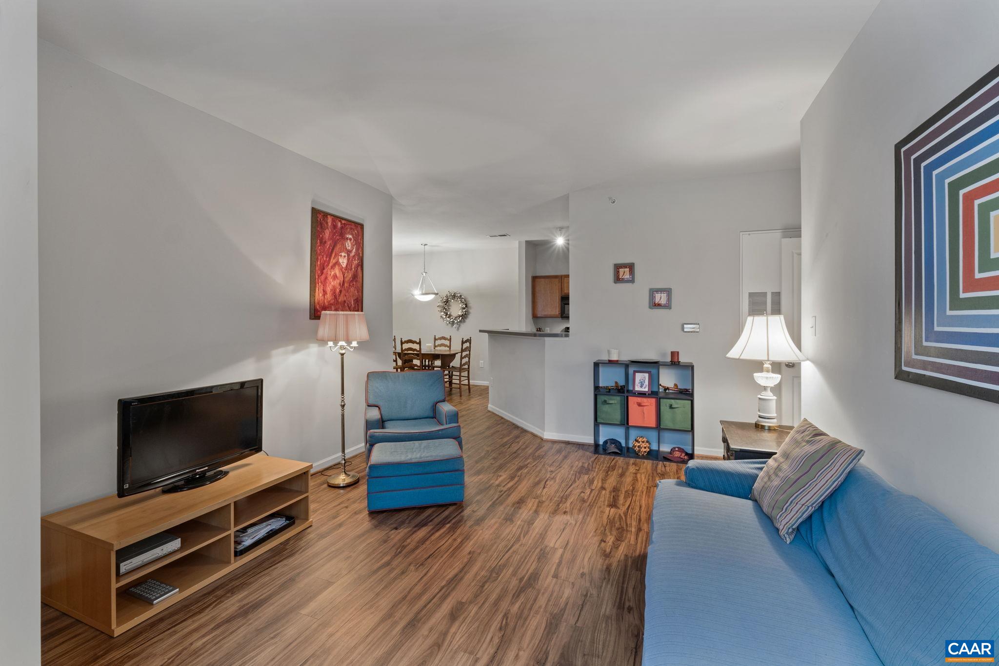 801 WALKER SQ Unit: 2B