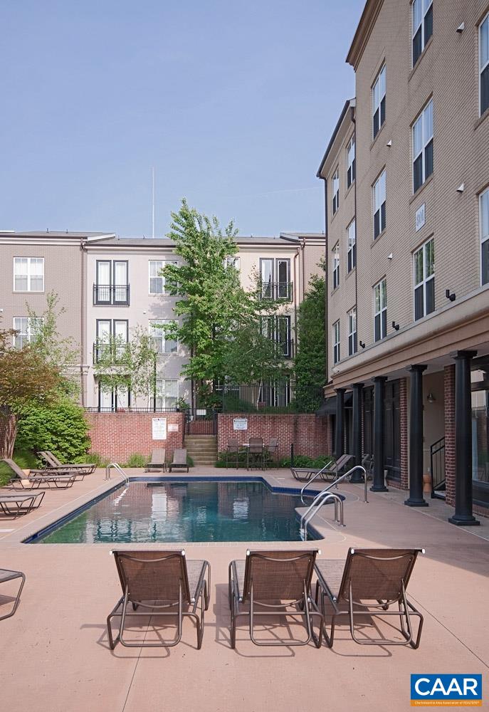 801 WALKER SQ Unit: 2B