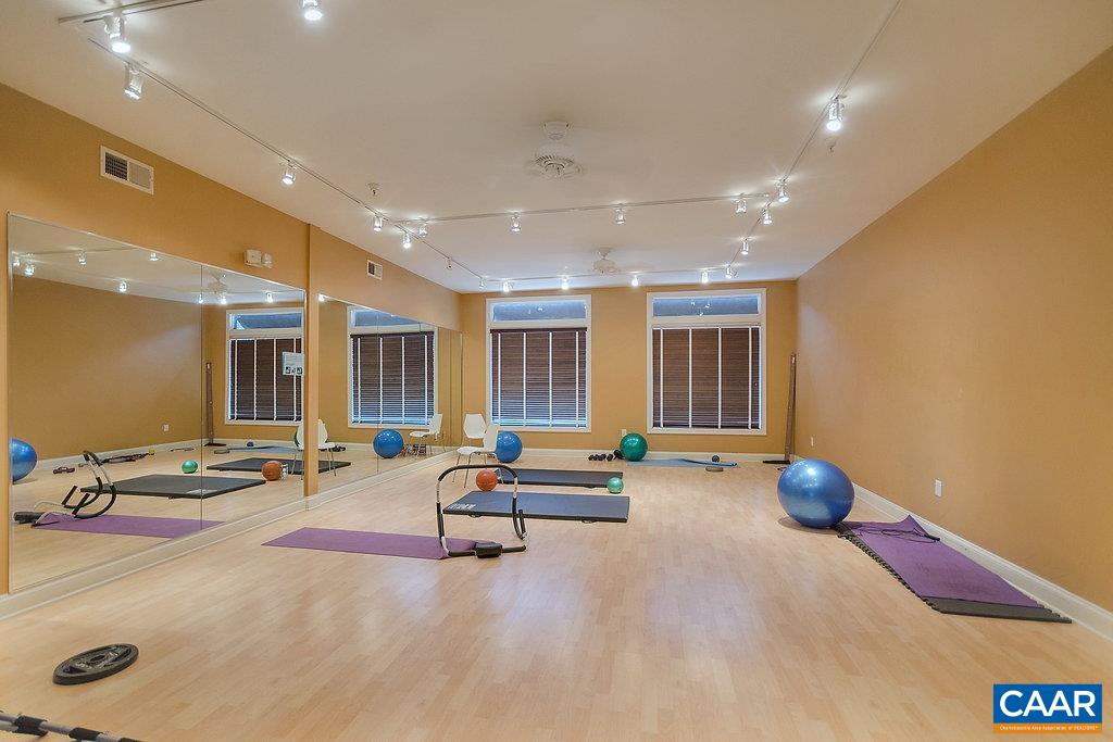 801 WALKER SQ Unit: 2B