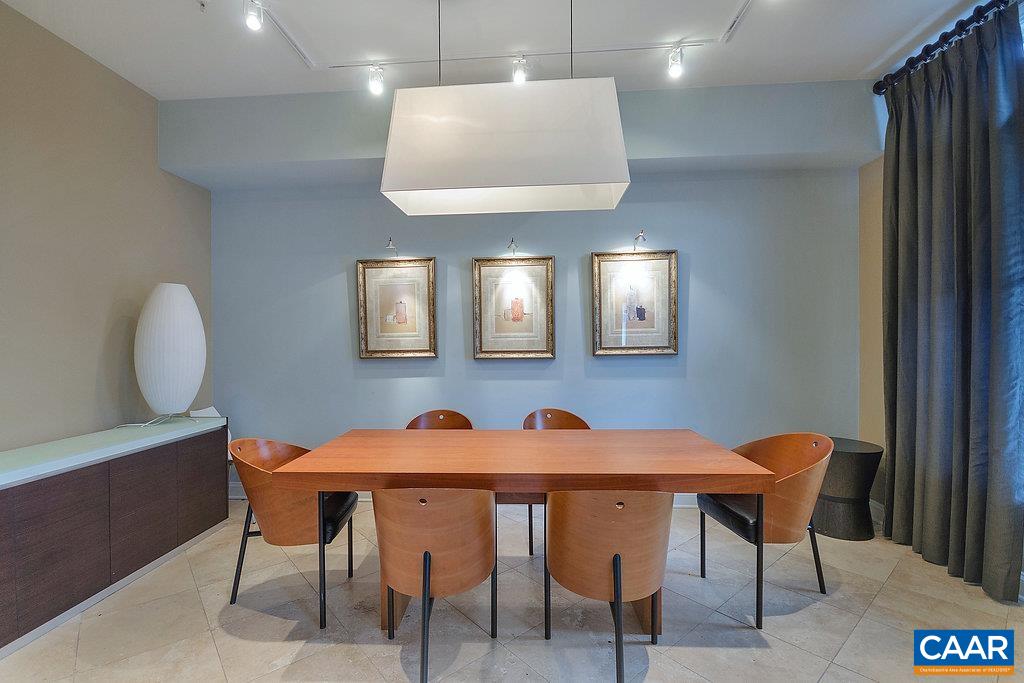 801 WALKER SQ Unit: 2B