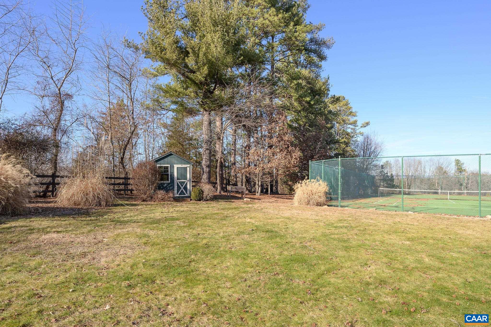 3974 IVY RD