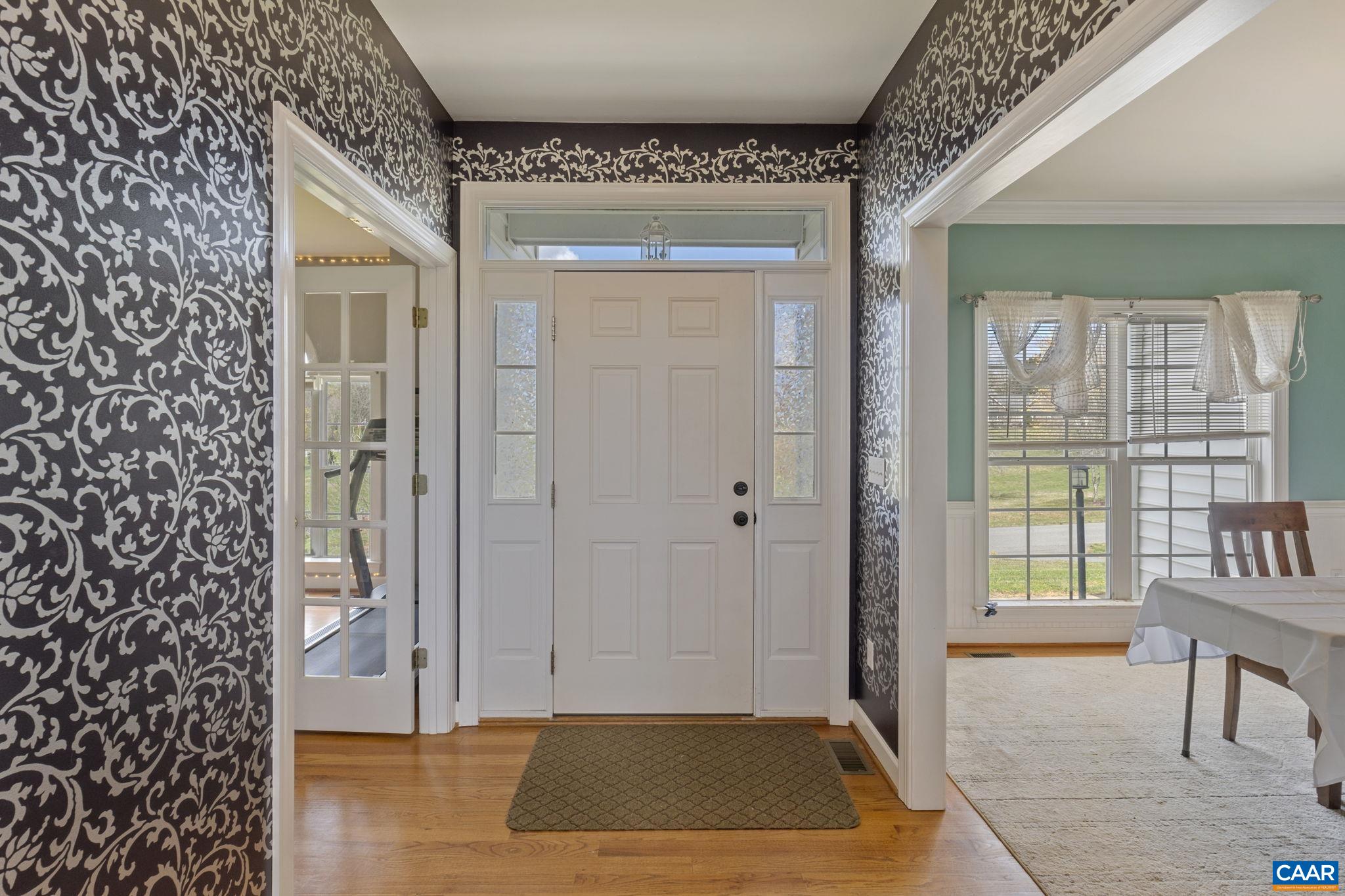 94 HANCOCK DR