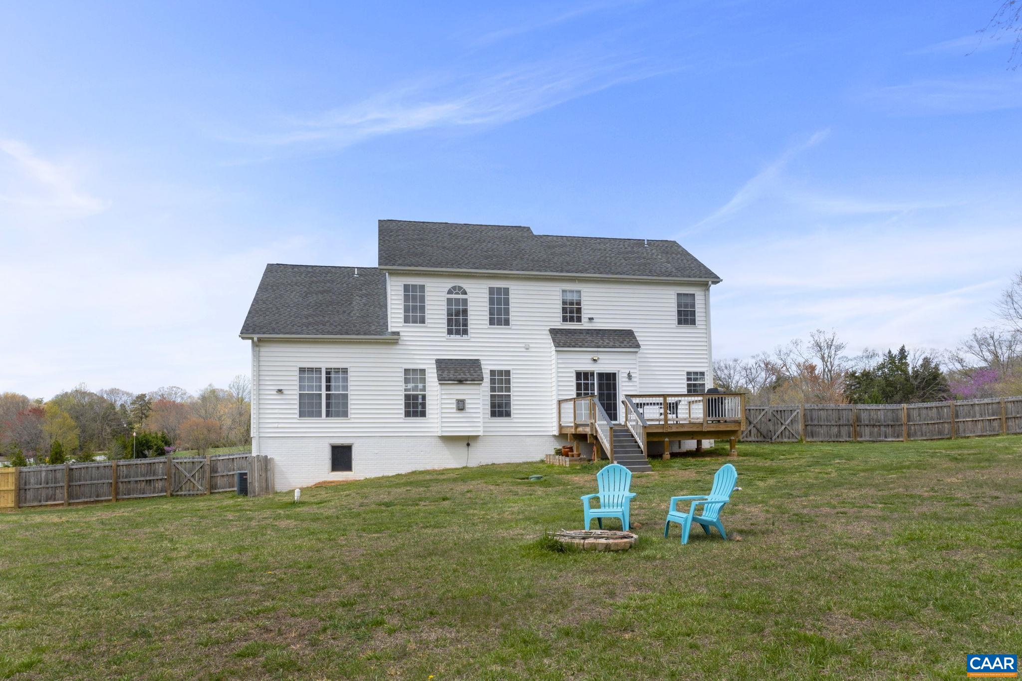94 HANCOCK DR