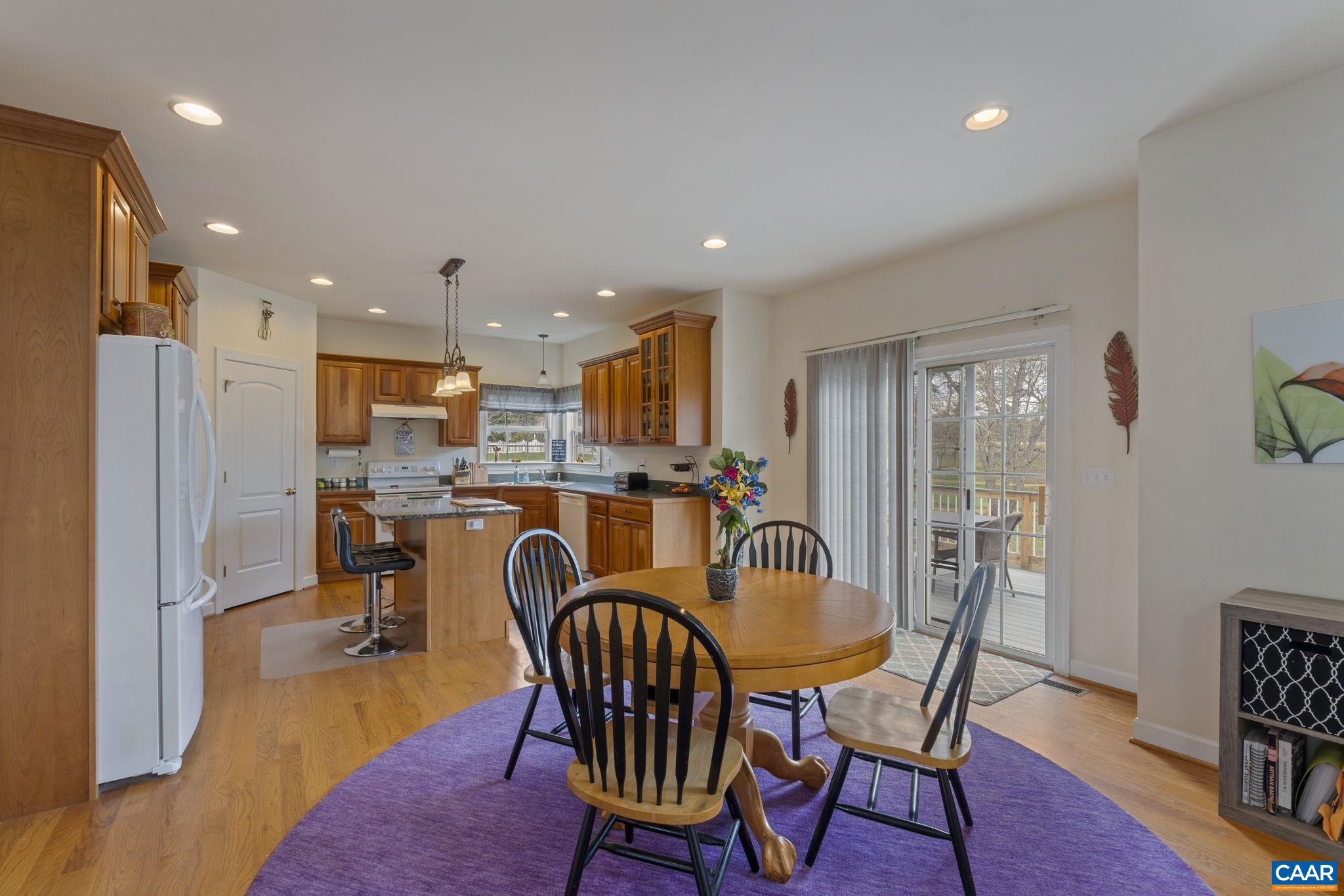 94 HANCOCK DR