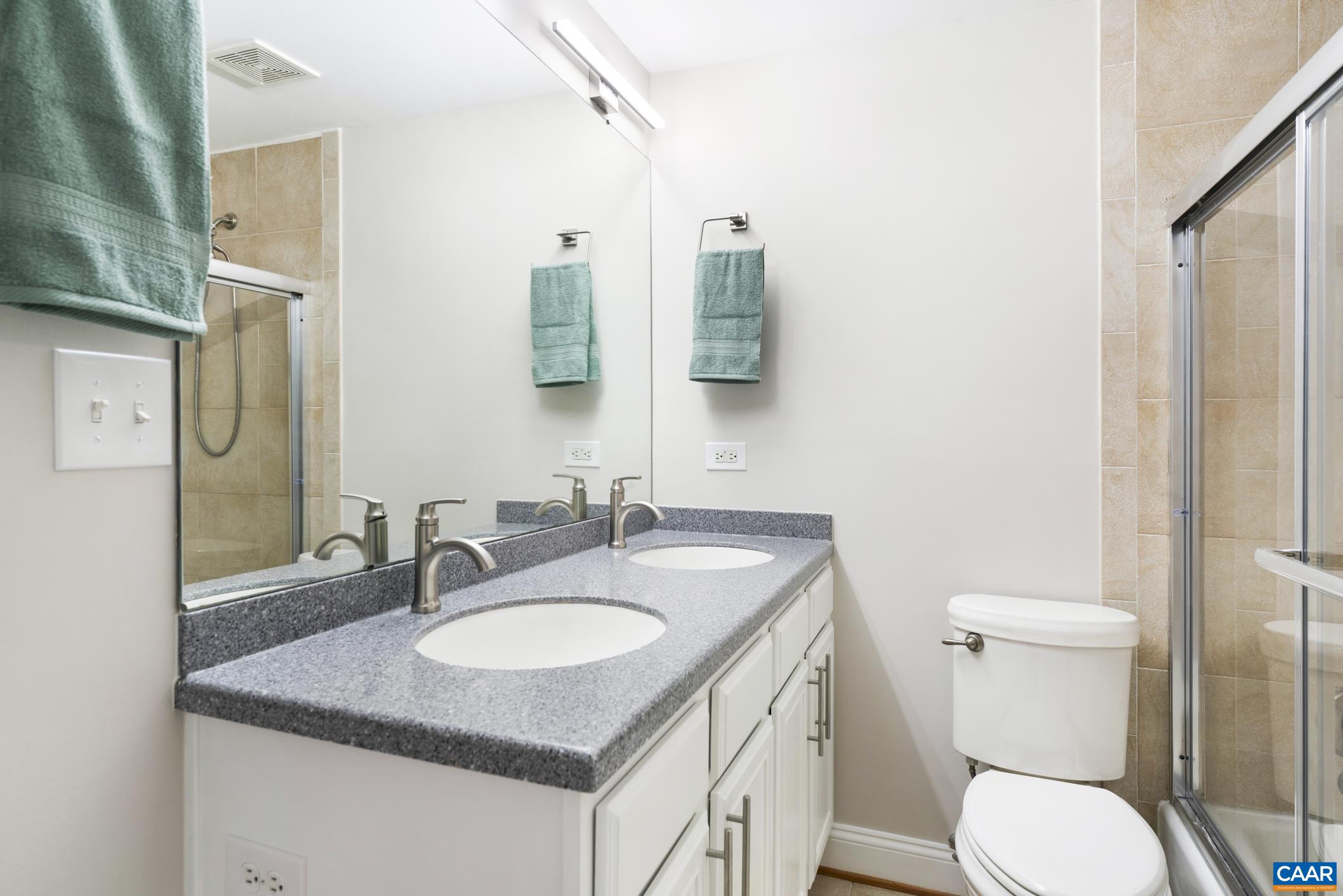 1800 JEFFERSON PARK AVE Unit: PH-F
