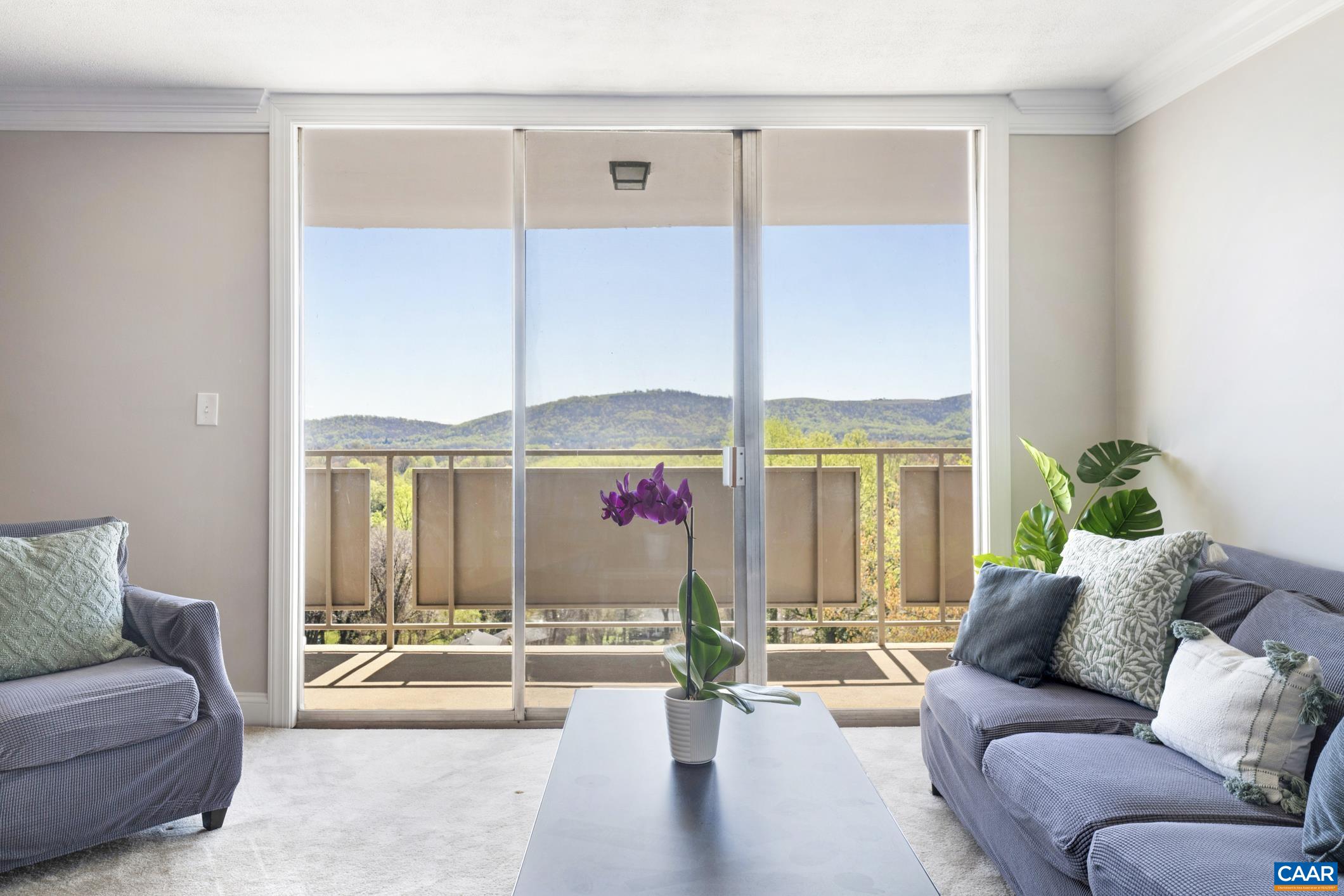 1800 JEFFERSON PARK AVE Unit: PH-F
