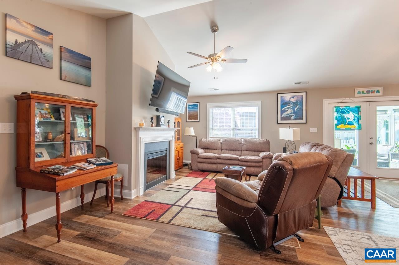 306 STONE ORCHARD DR