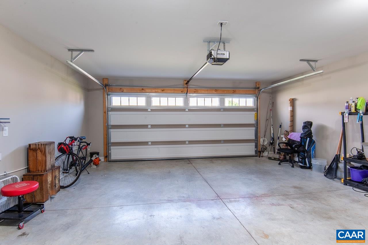 306 STONE ORCHARD DR